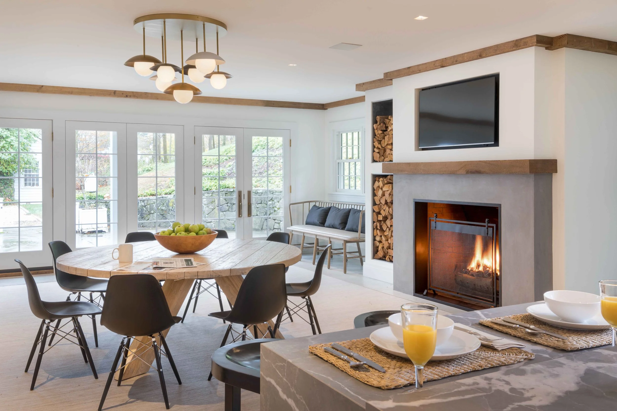 04-pound-ridge-ny-historic-tavern-kitchen-dining-fireplace-marble-island.jpg