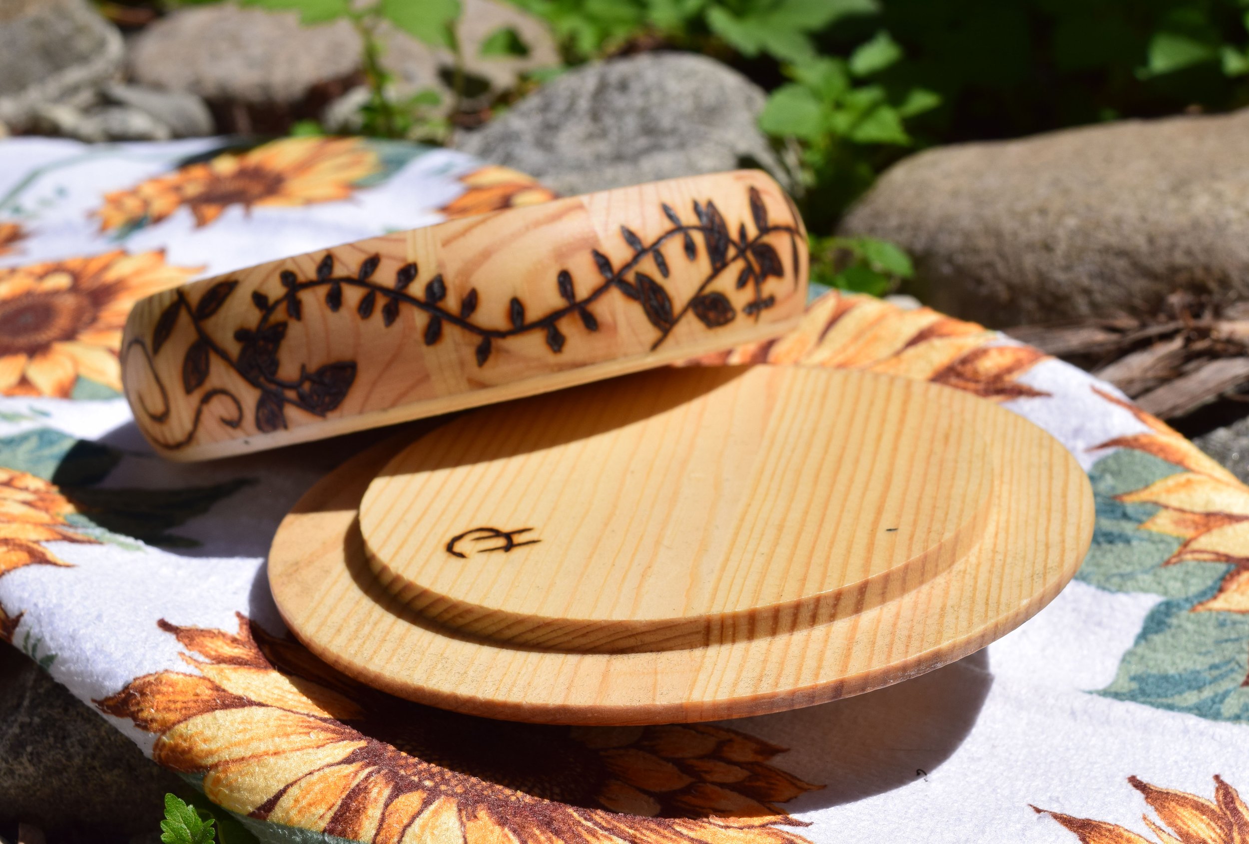 Sunflower Jewelry box side 2 B.jpg