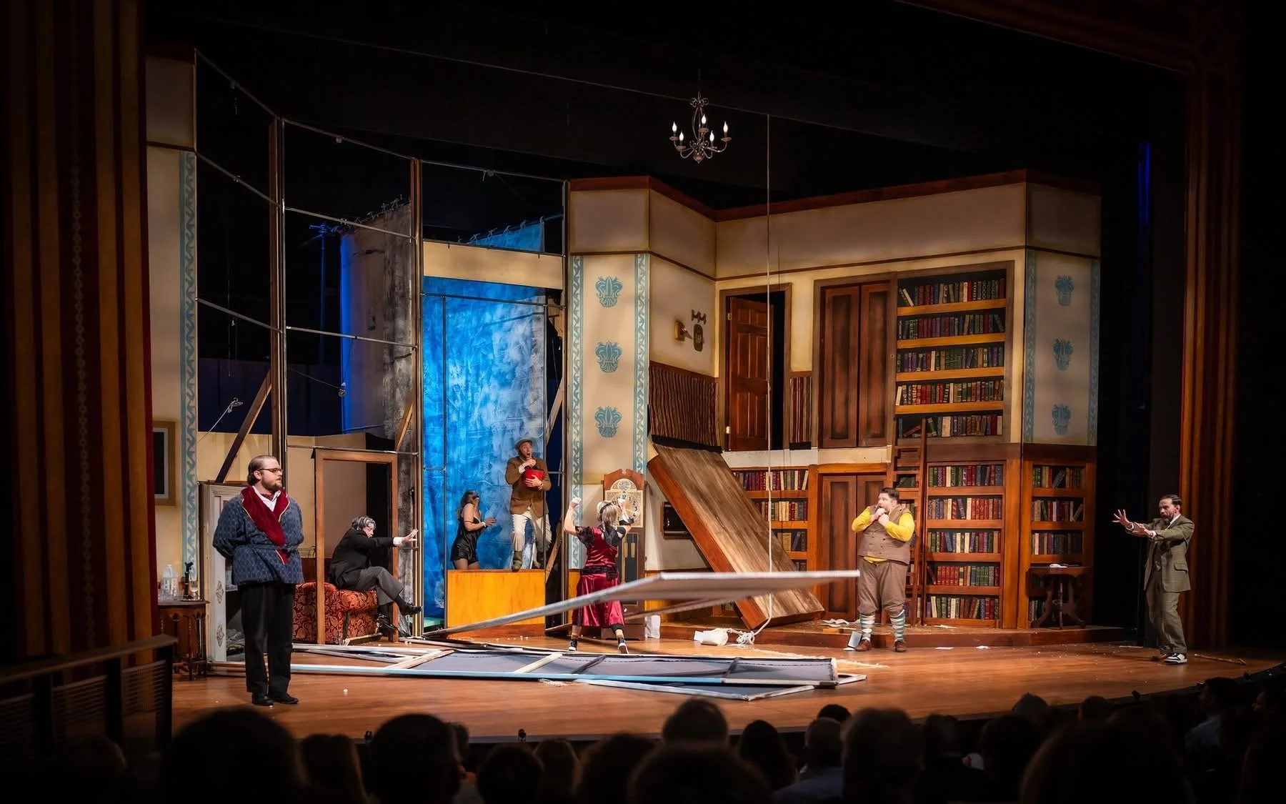 The Play That Goes Wrong
