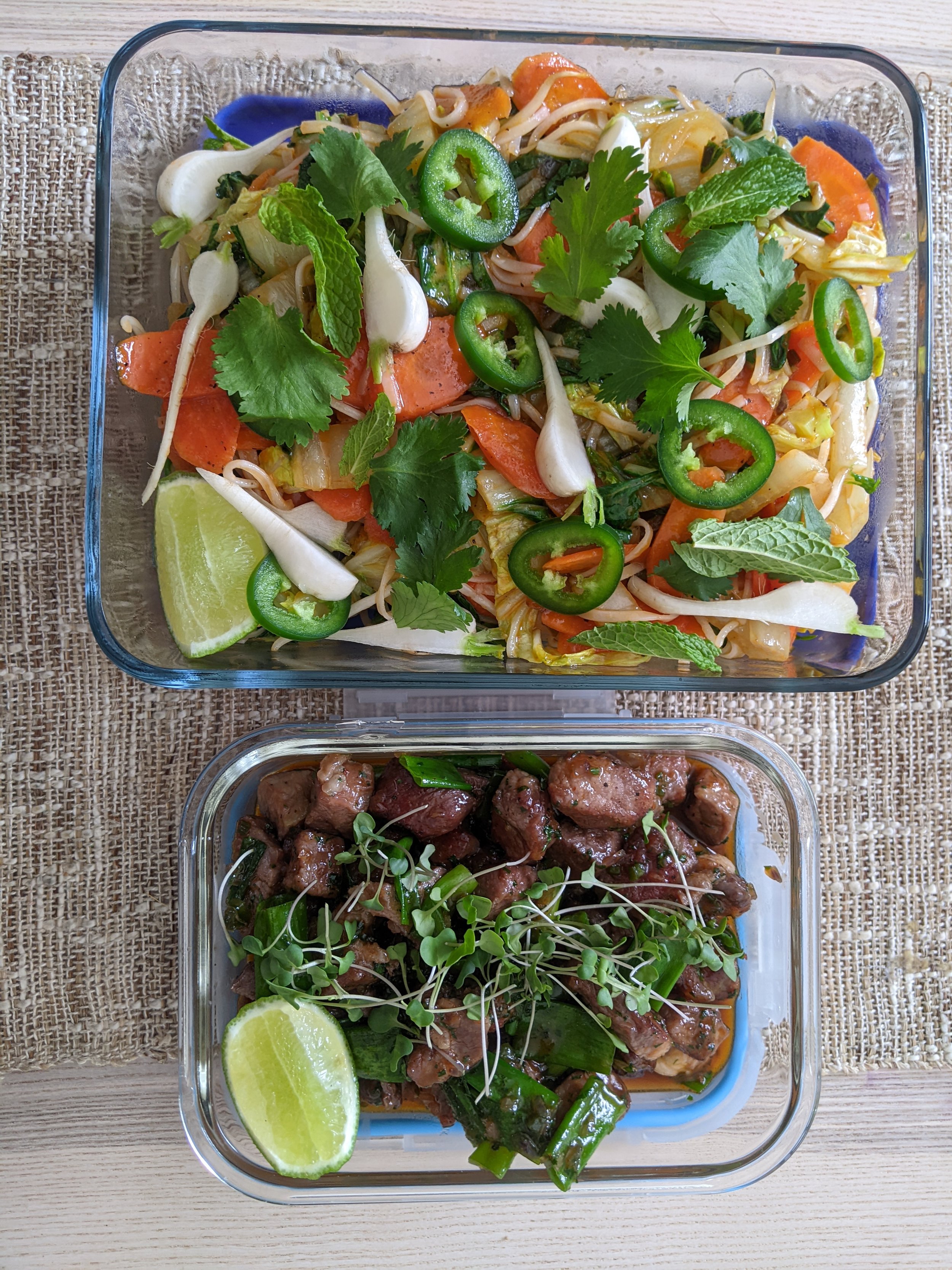 Rectangular containers with meals prepped for the future.