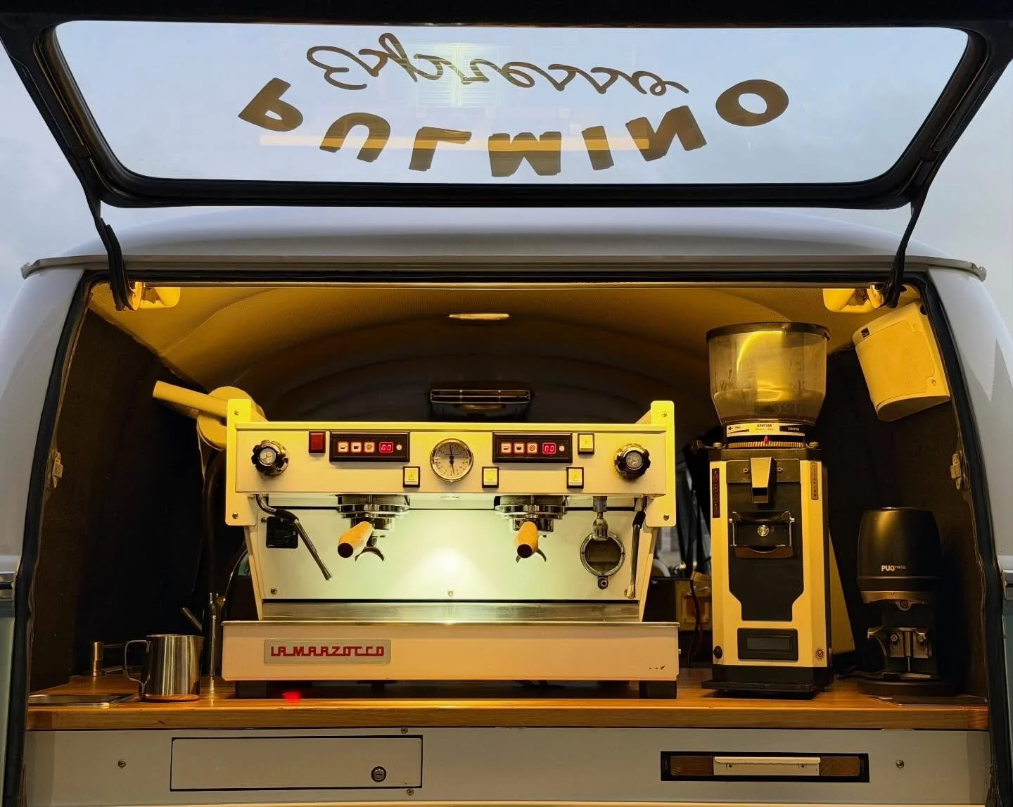 Behind every door is a story.

Ours begins with a beautifully restored Kombi, exceptional coffee, and a love of bringing people together.

Simple, really.

Open the door.

Pull the espresso.

Start the conversation.

🇮🇹

Open for bookings. Markets.