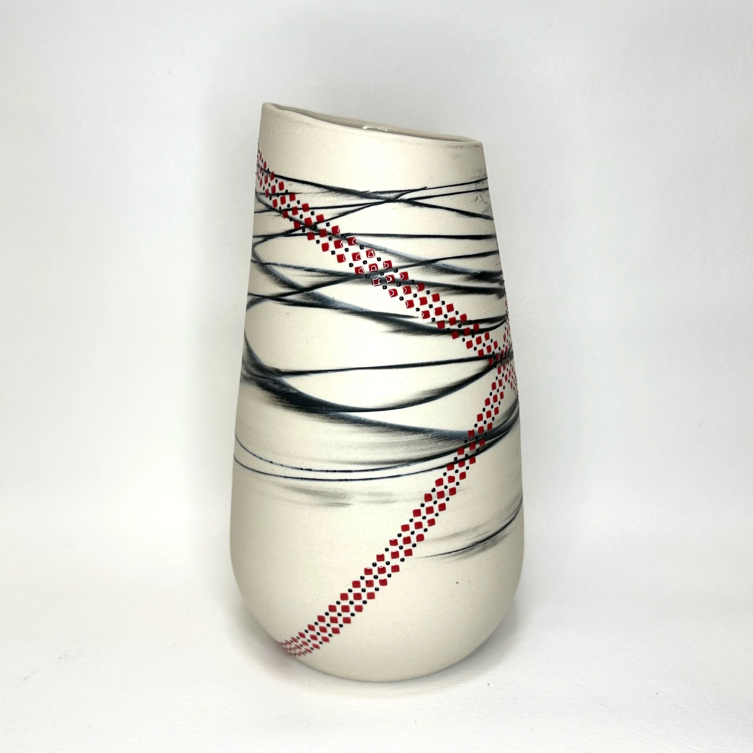 Humus & Zbeeb Vase