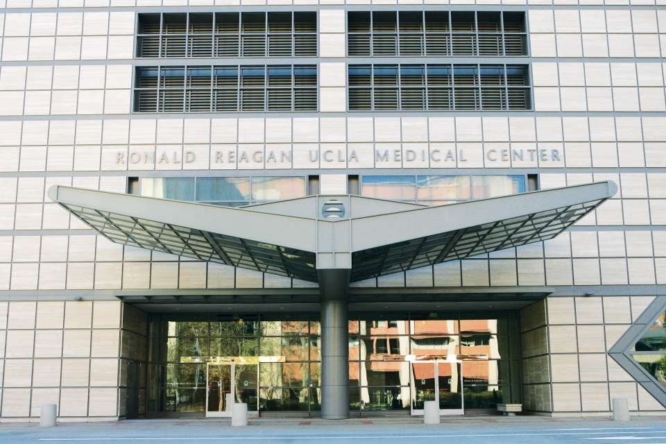 Facade of Ronald Reagan UCLA Medical Center with a large canopy entrance.