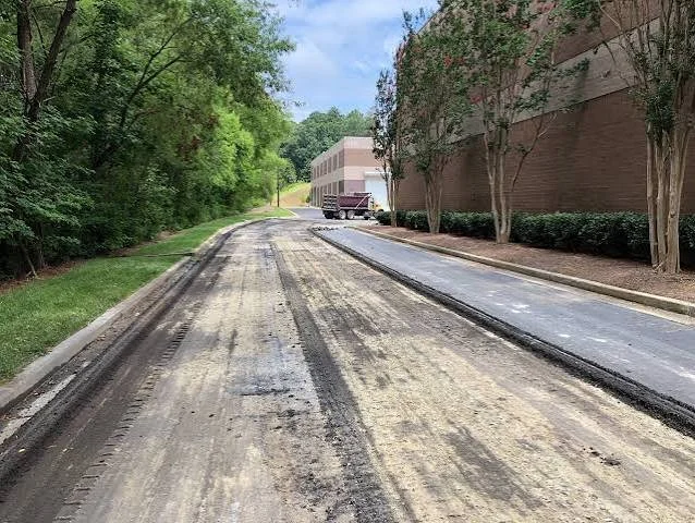 How Can a Business Repave a Parking Lot Without Disrupting Customers?