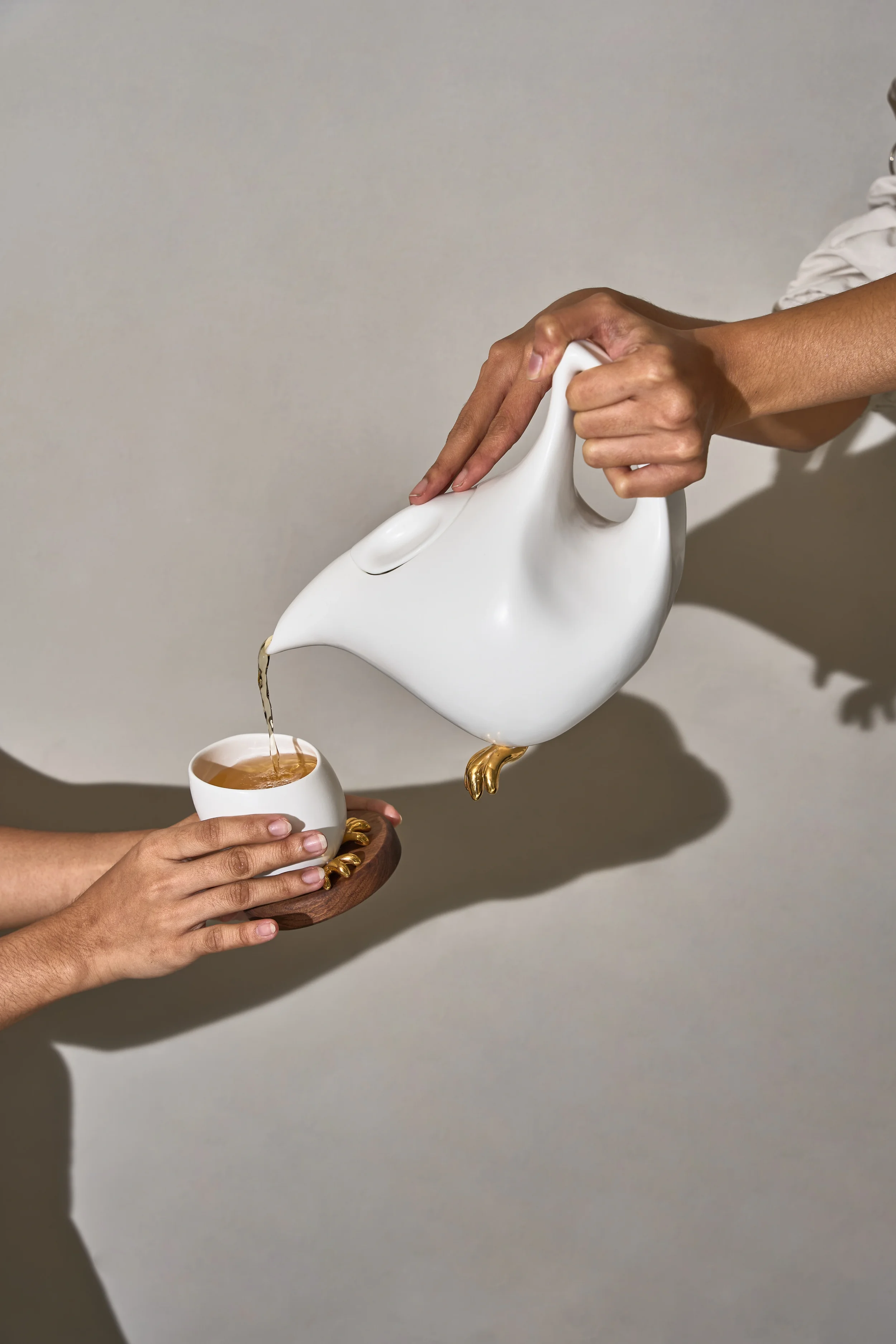 maya-tea-set-2.webp