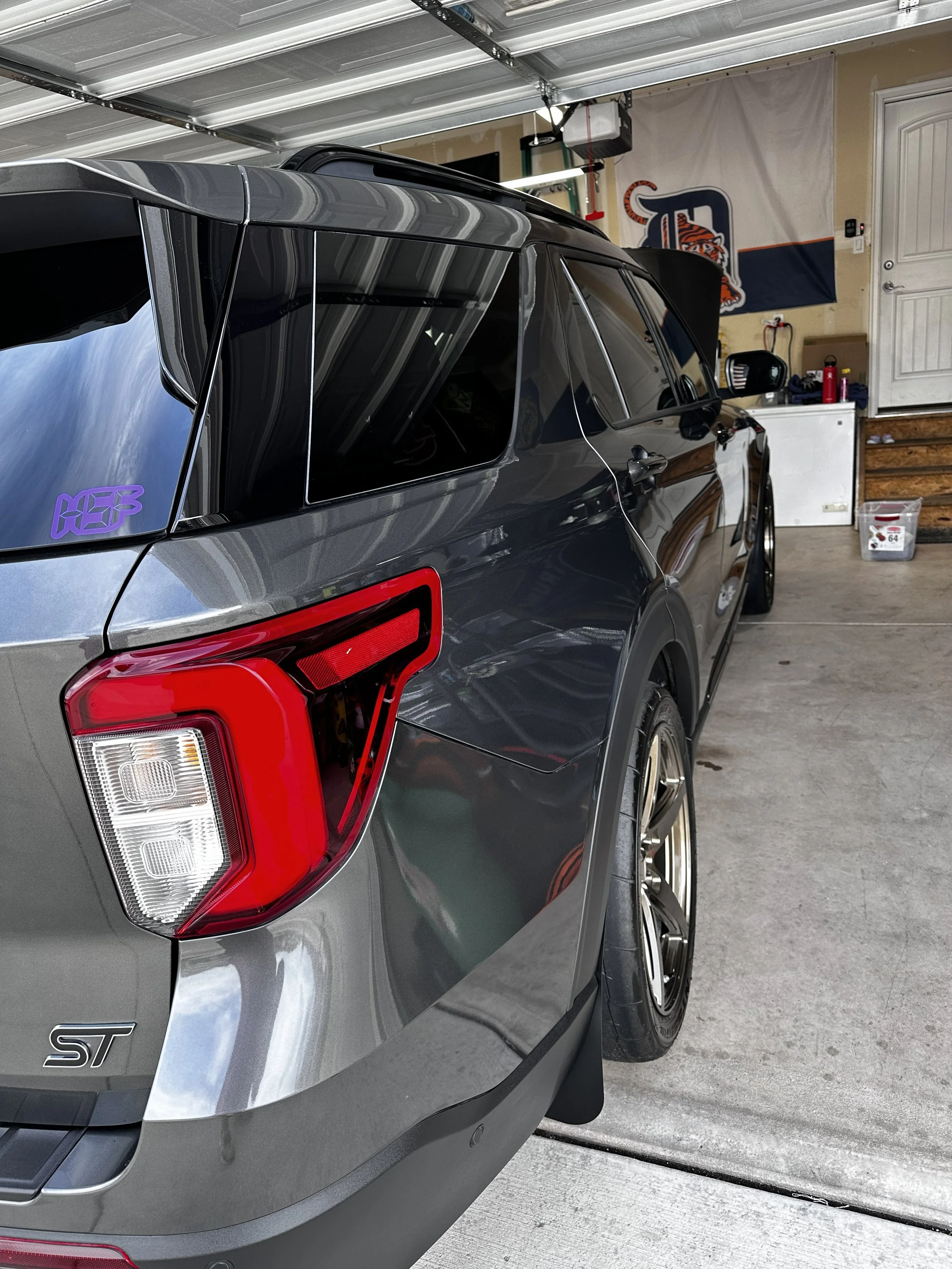 SUV/Truck Premium Detail (Clay bar/Wax & Polish)