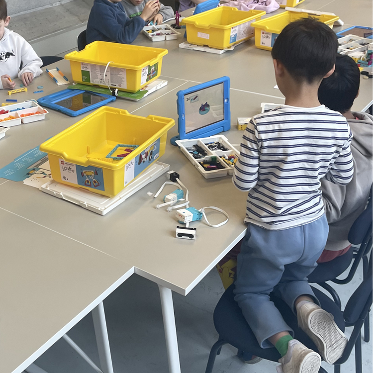 Holiday-camp-2.webp