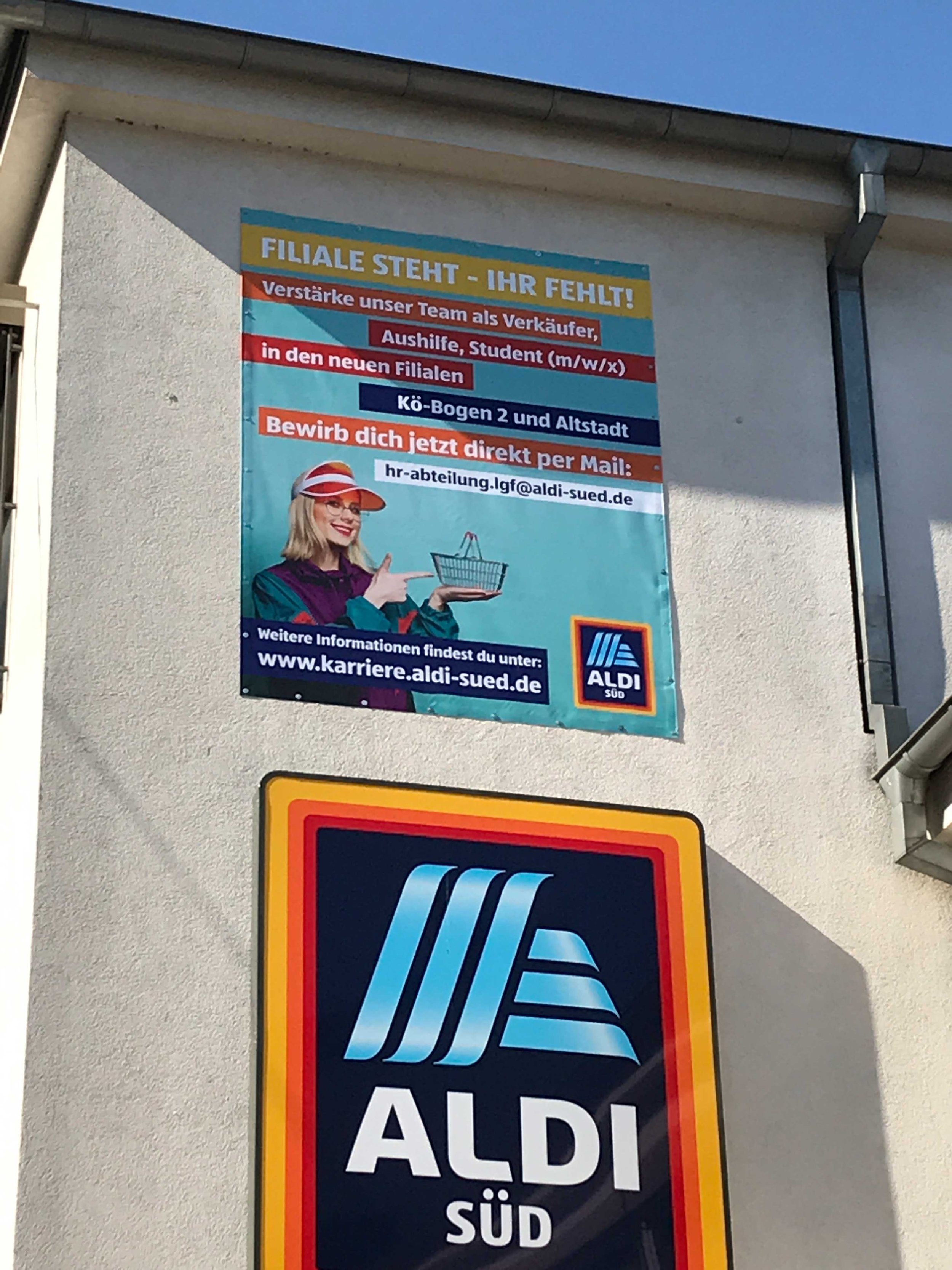 Monolitho-lichtwerbesysteme-ALDI-Banner3.jpg