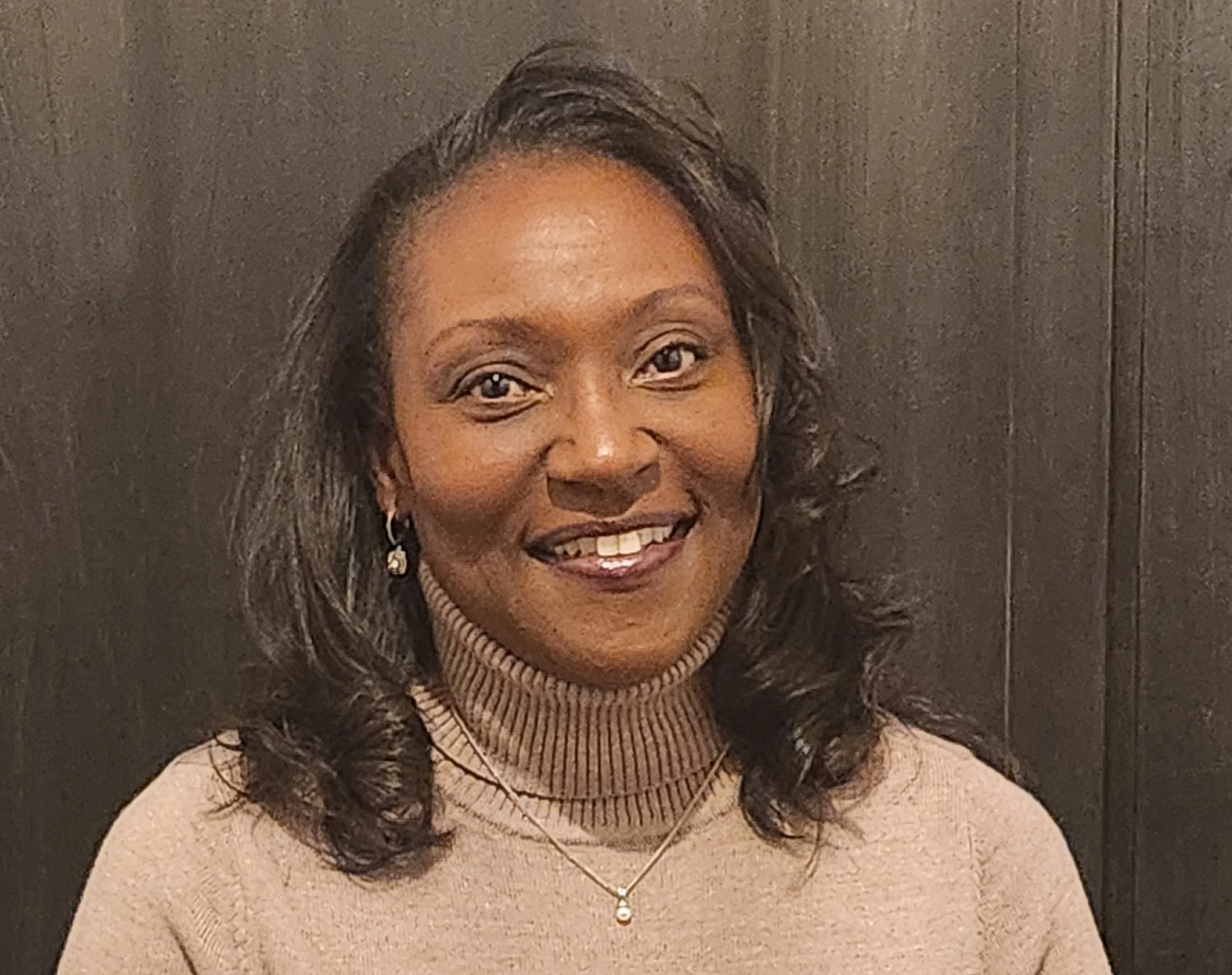Luetwinta Breedlove, BSN, RN nurse health writer and healthcare communications strategist