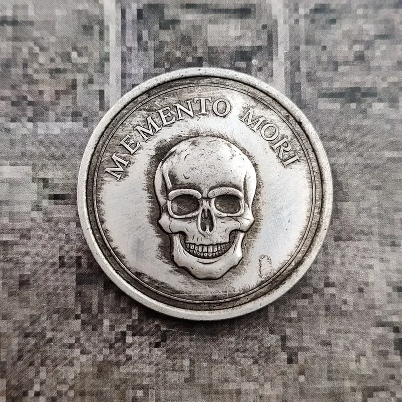 "Memento Mori" Coin – A Reminder That Time Matters