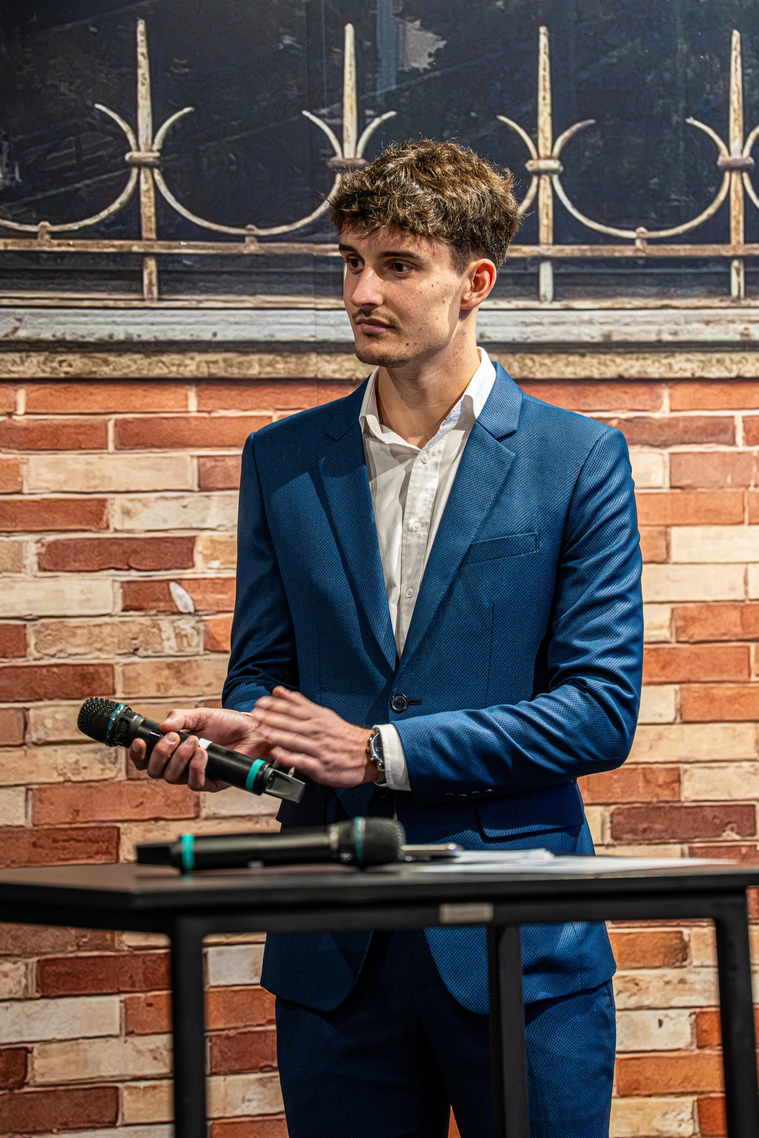 A7400206.jpg