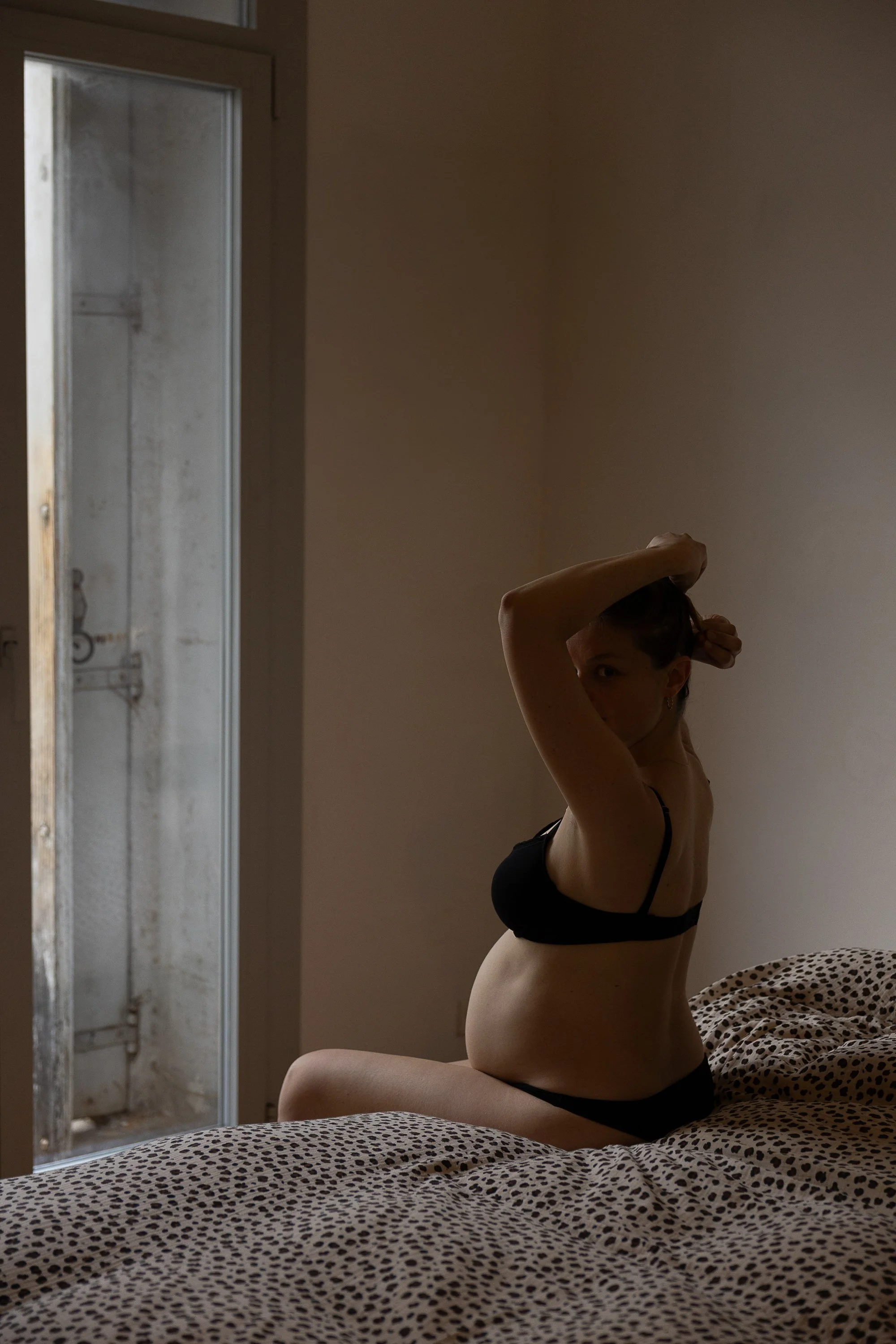 Dec2025_Estelle_Leo_Gast-10.jpg