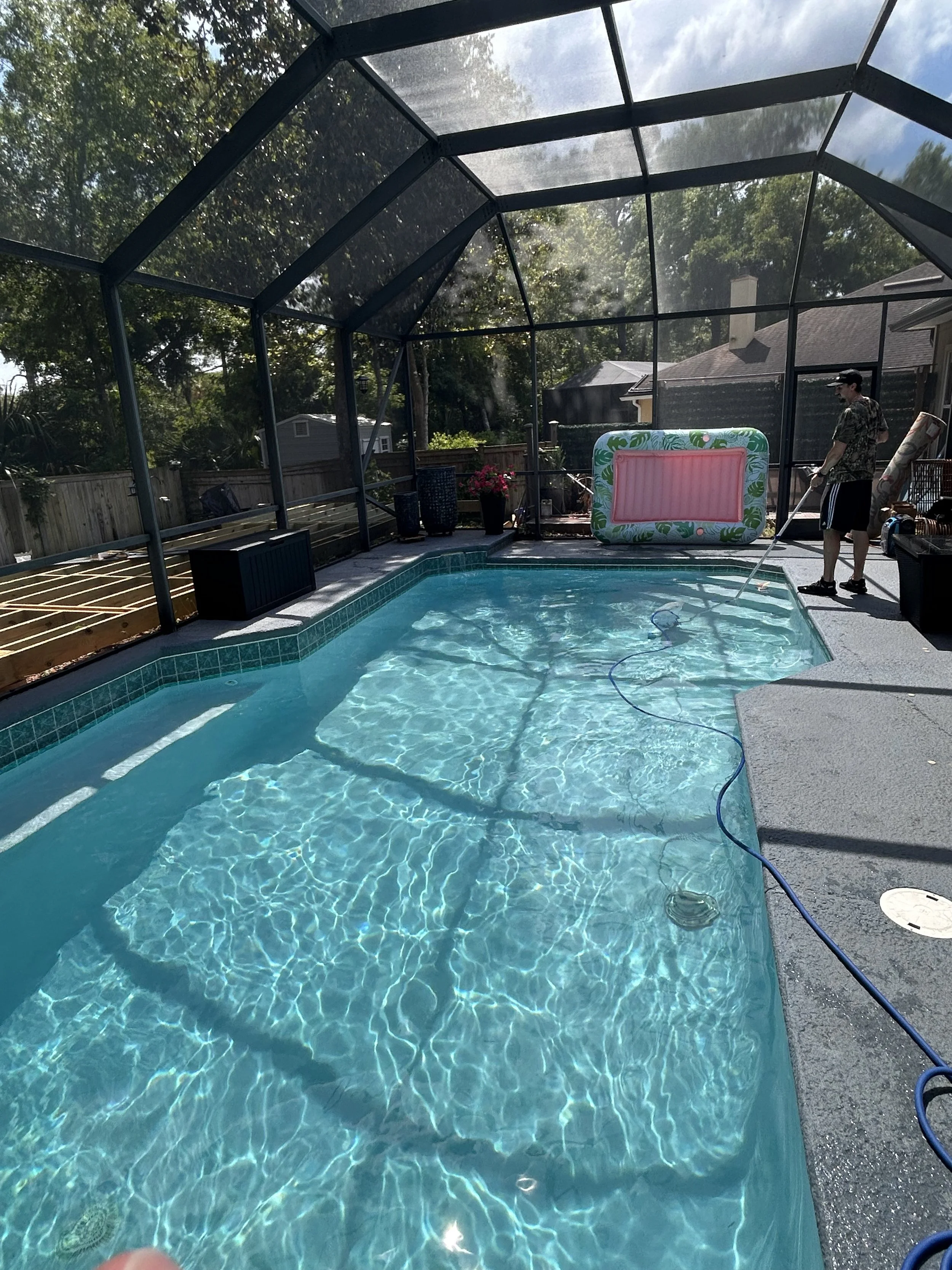 What Is the Average Cost of Weekly Pool Maintenance in Florida?