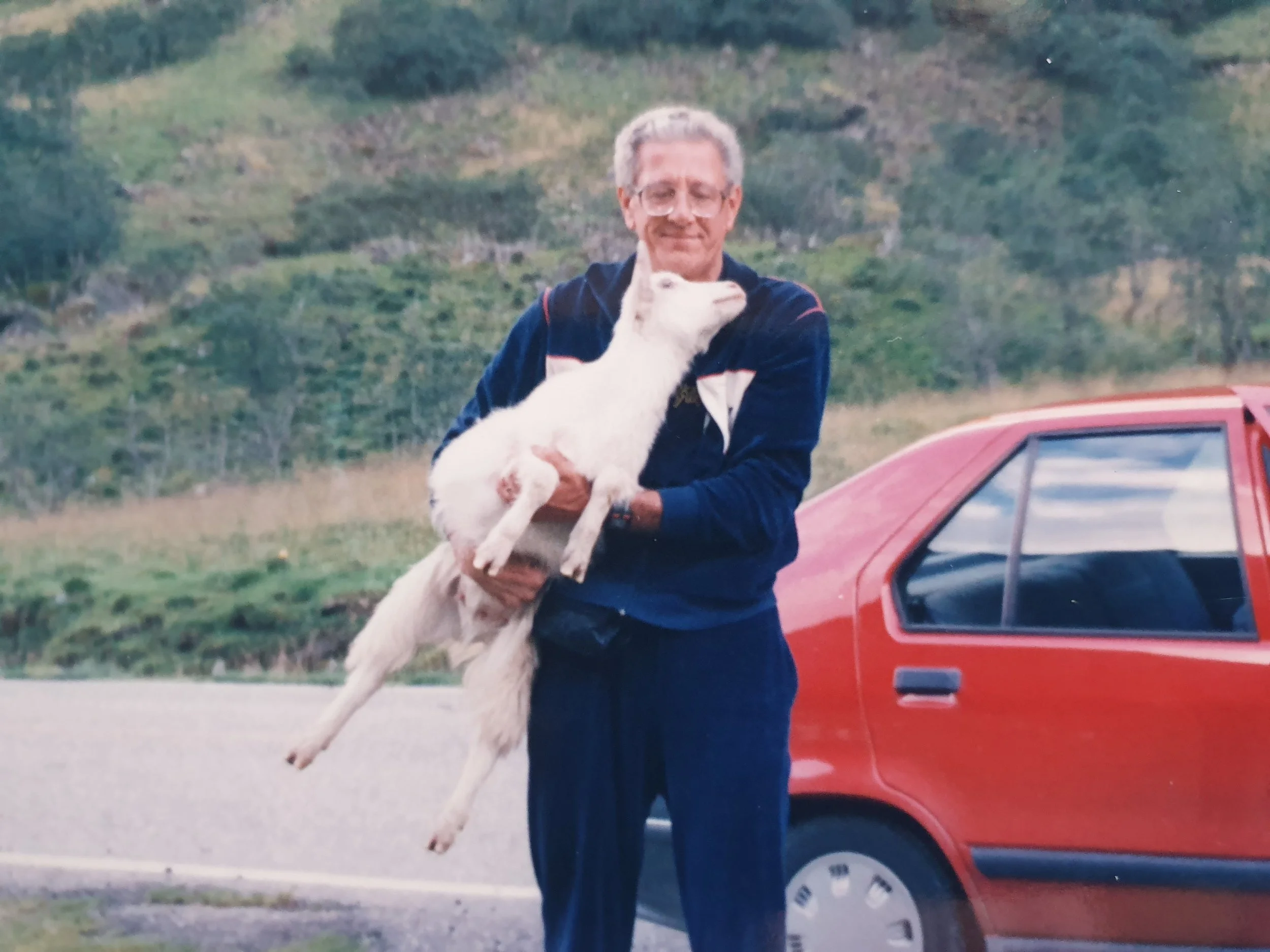 Mário gostava dos bichos, foi juiz cinófilo (2).jpg