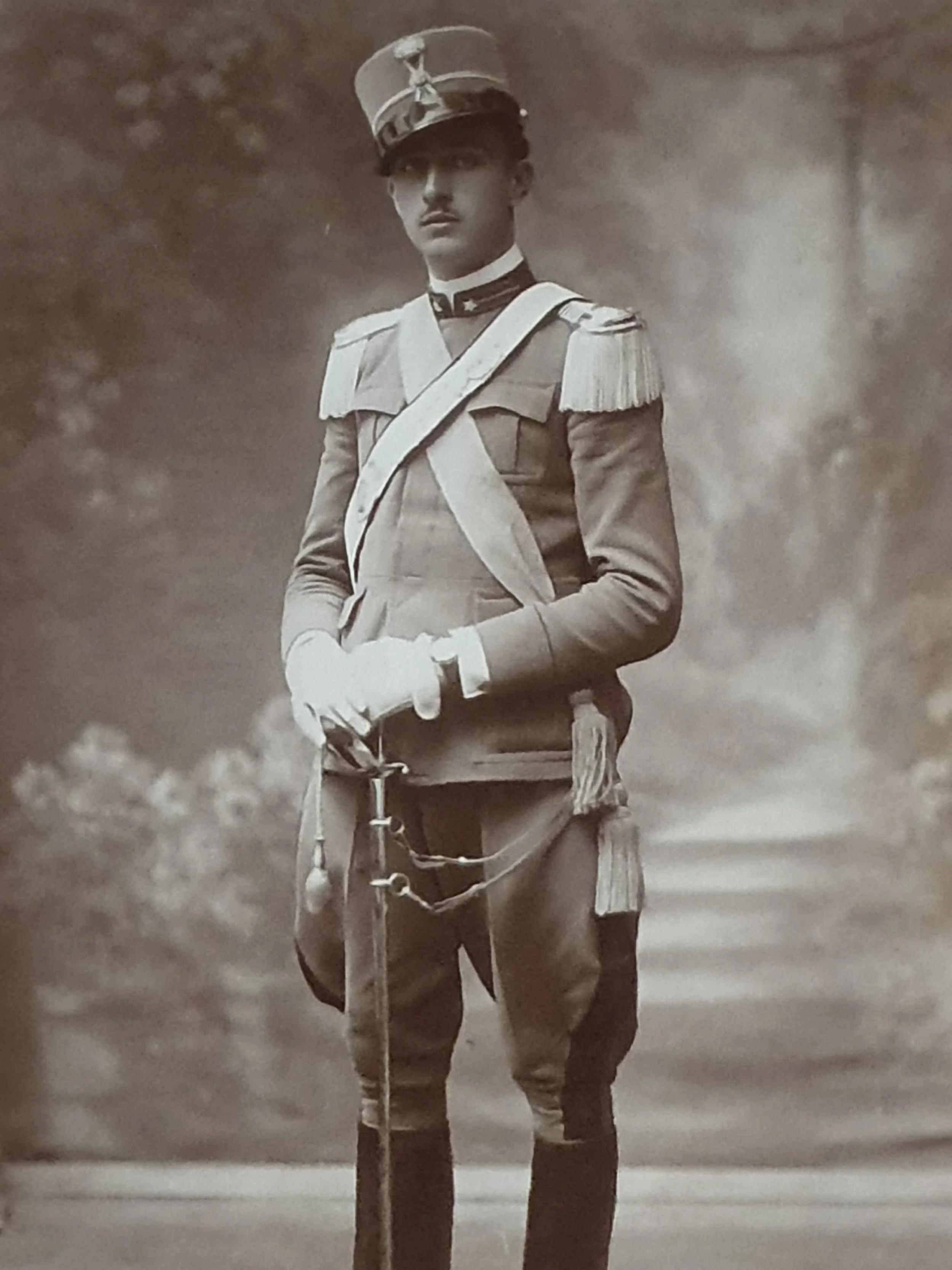Franco servindo o exército italiano na década de 1930