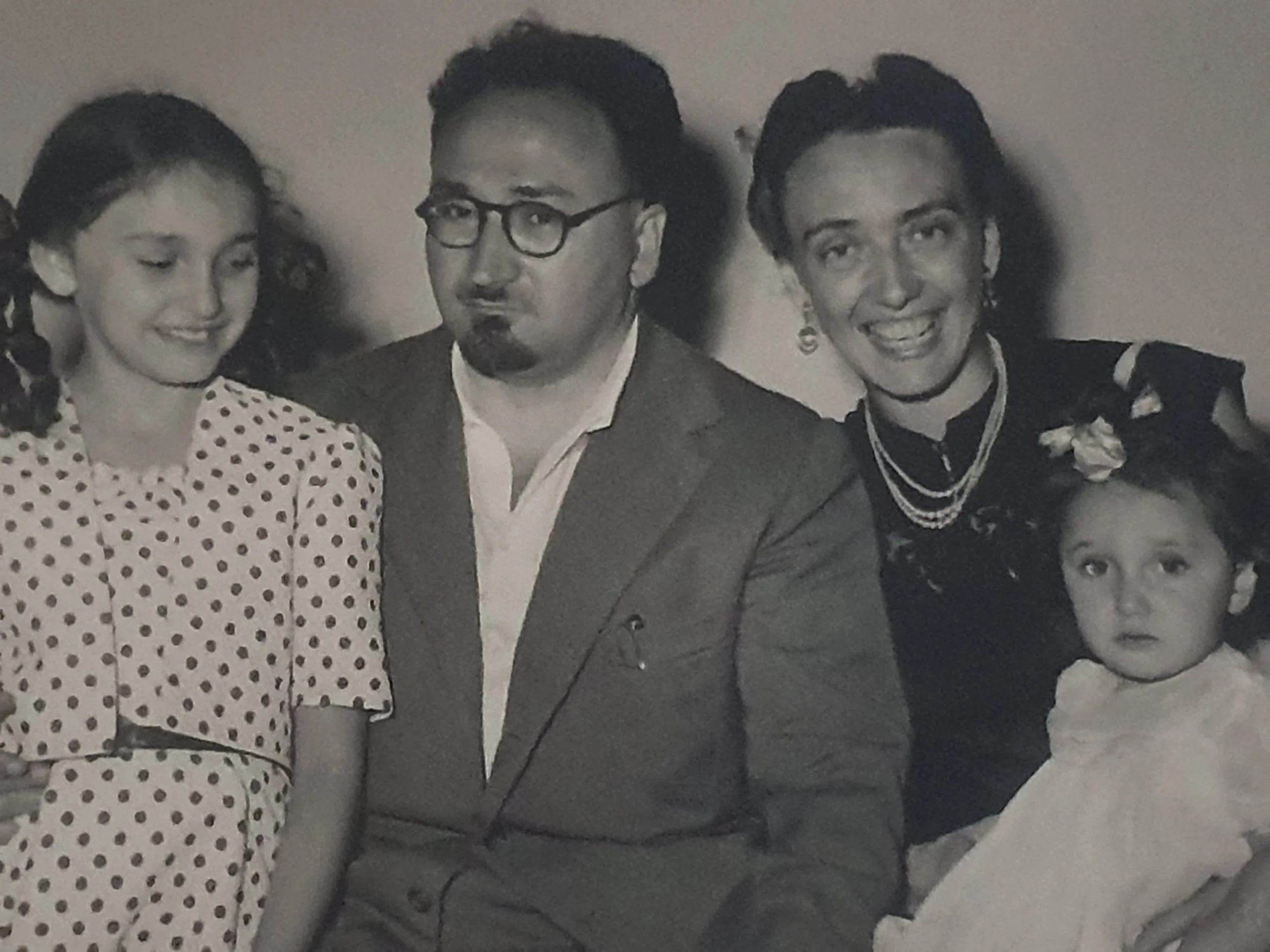 Silvana, Emiliano, Elisa (irmã de Franco) e Manuela (1953)