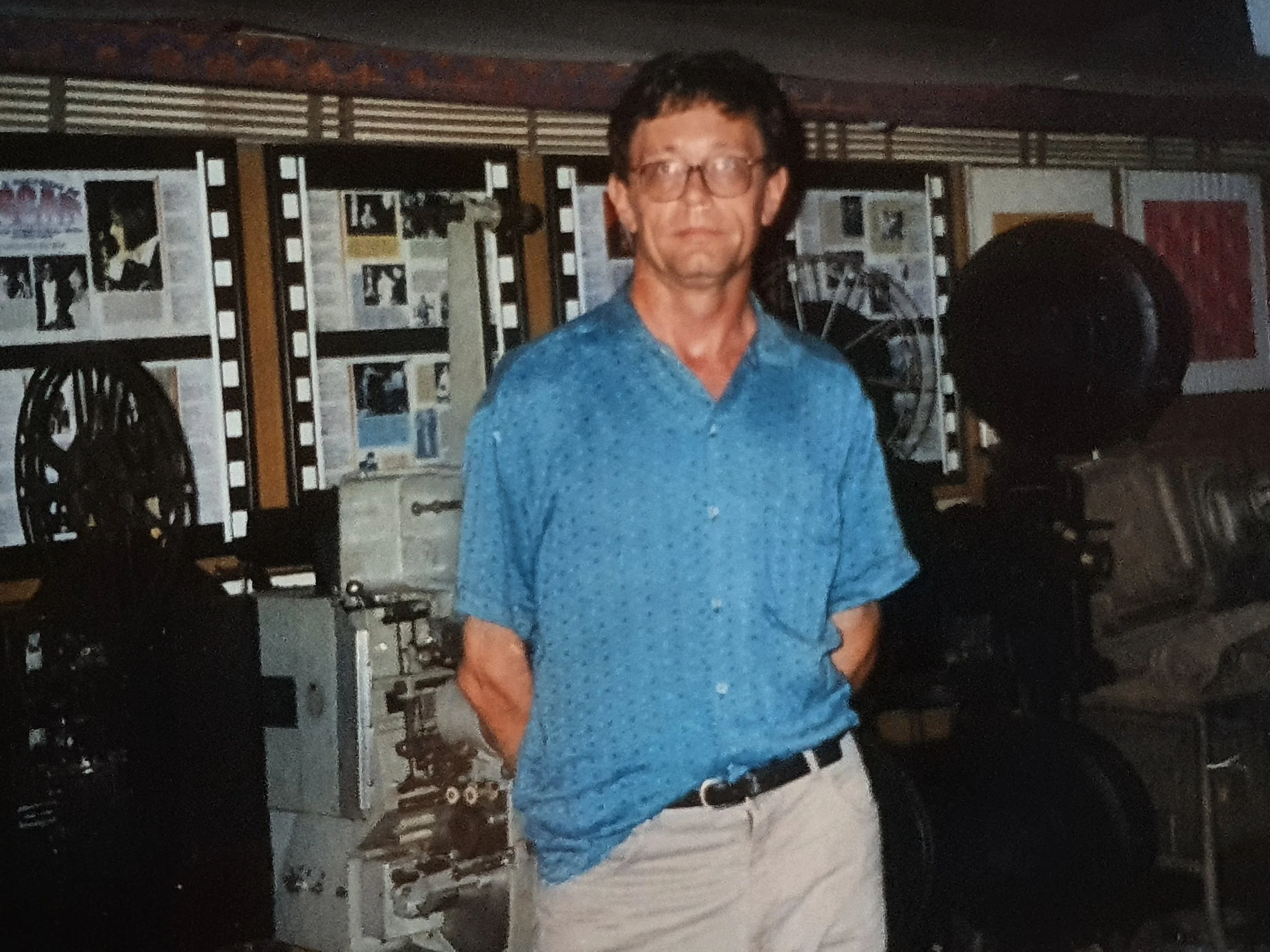 Roberto visita o Museu do Cinema, de Antonio Vituzzo (2005)