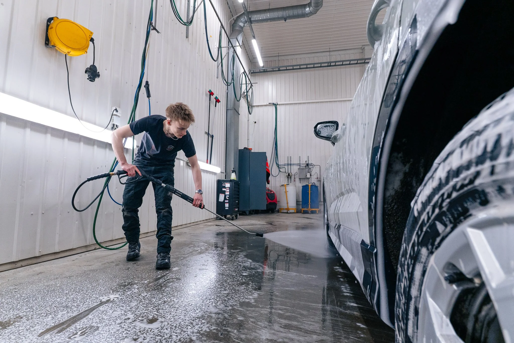 Tupoksen Autopesu - Yrityskuvat
