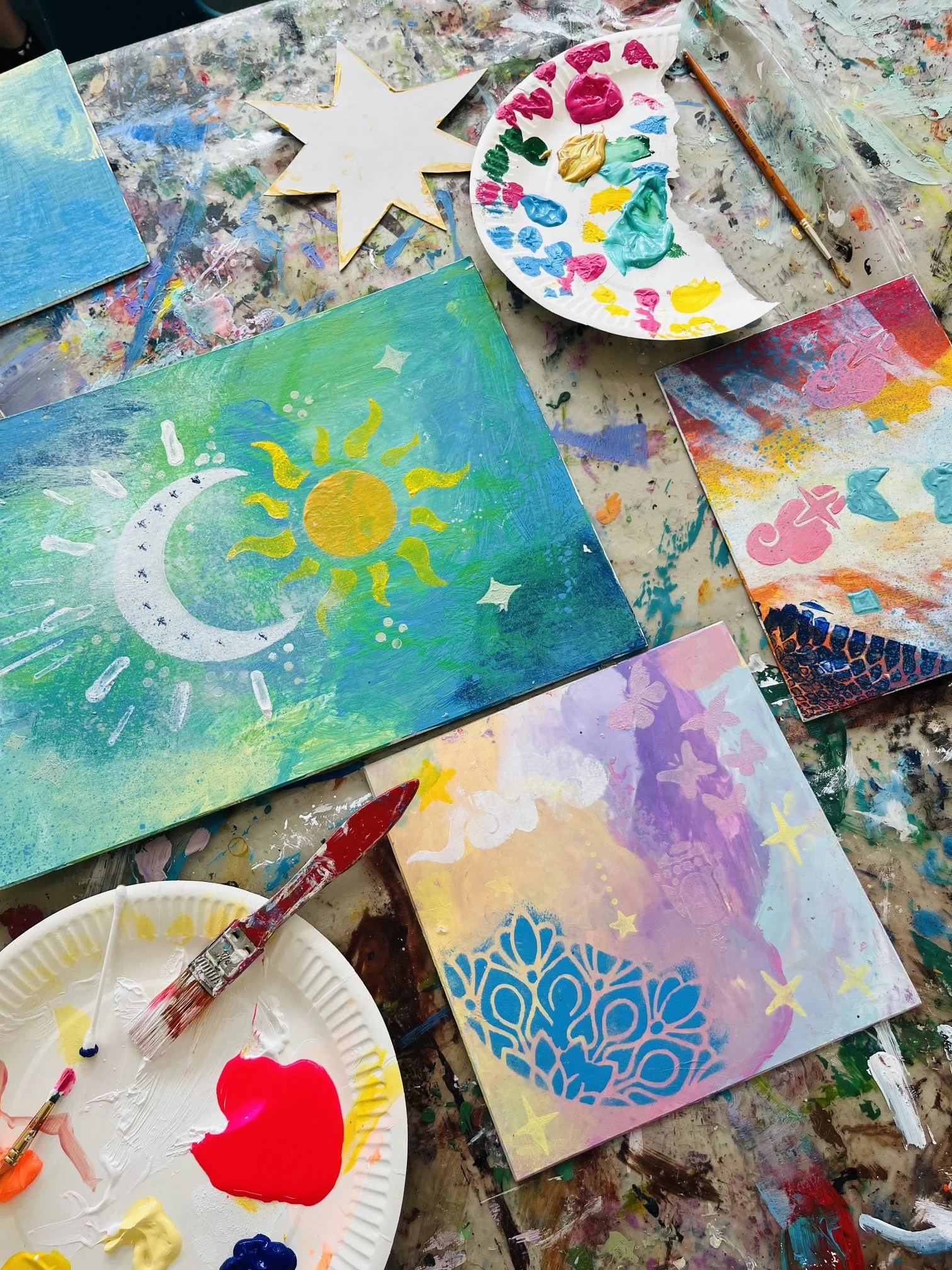 Abstract Canvas - Thurs 23rd July 10am-12pm