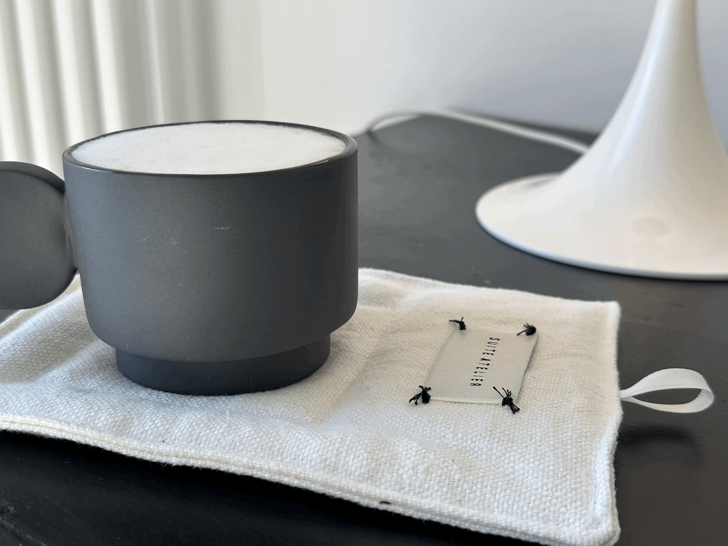 Suite coaster - The Puffer Piece II - off white & black - SET of 2