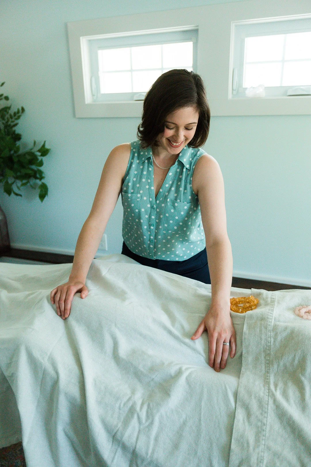 Erin Sikopoulos - Turn A New Leaf Intuitive Energy & Bodywork