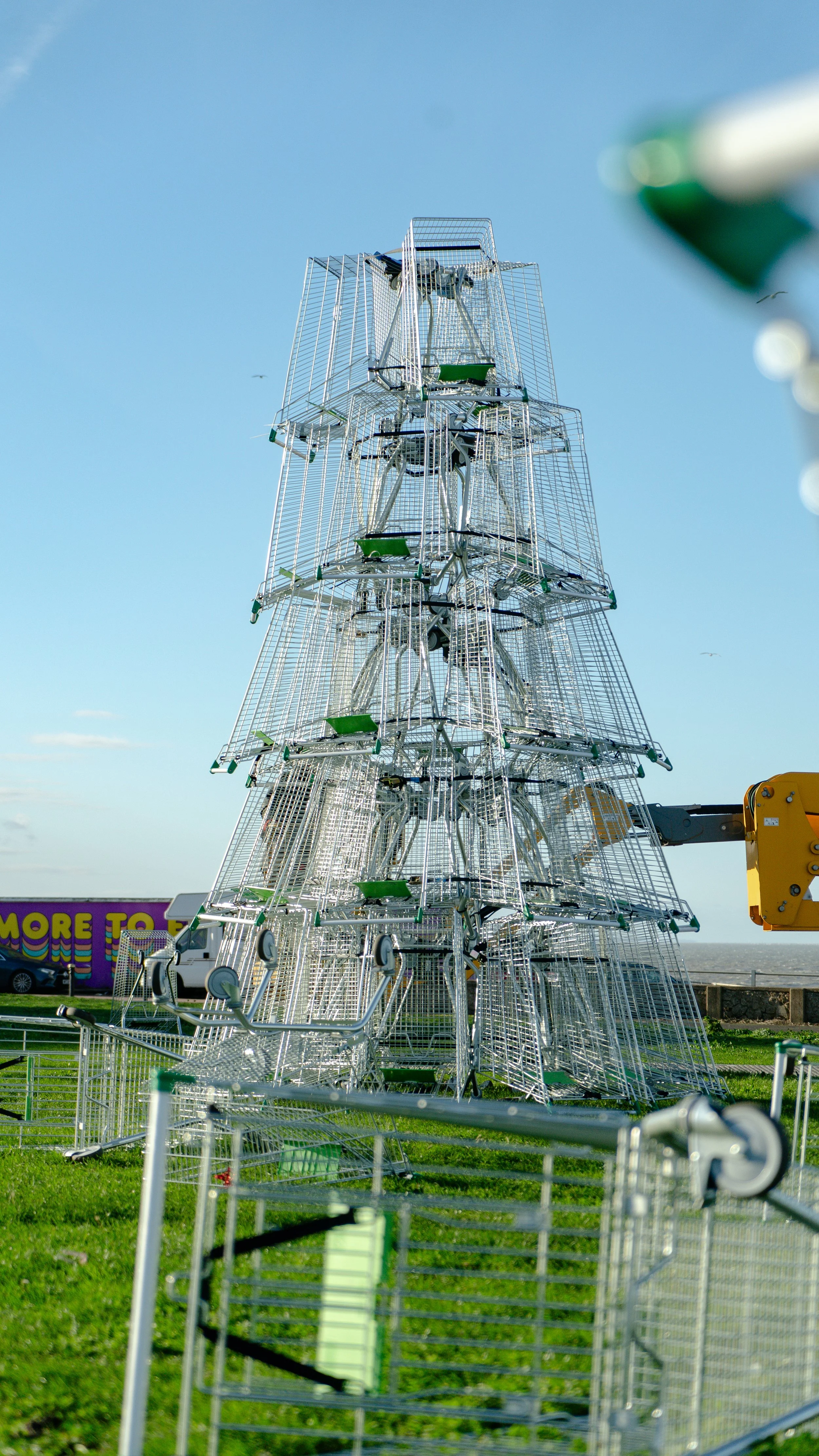 TrolleyTree108846.jpg