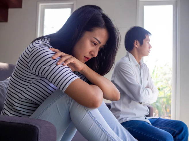 Stonewalling in a Relationship: What It Really Means and How to Stop the Cycle