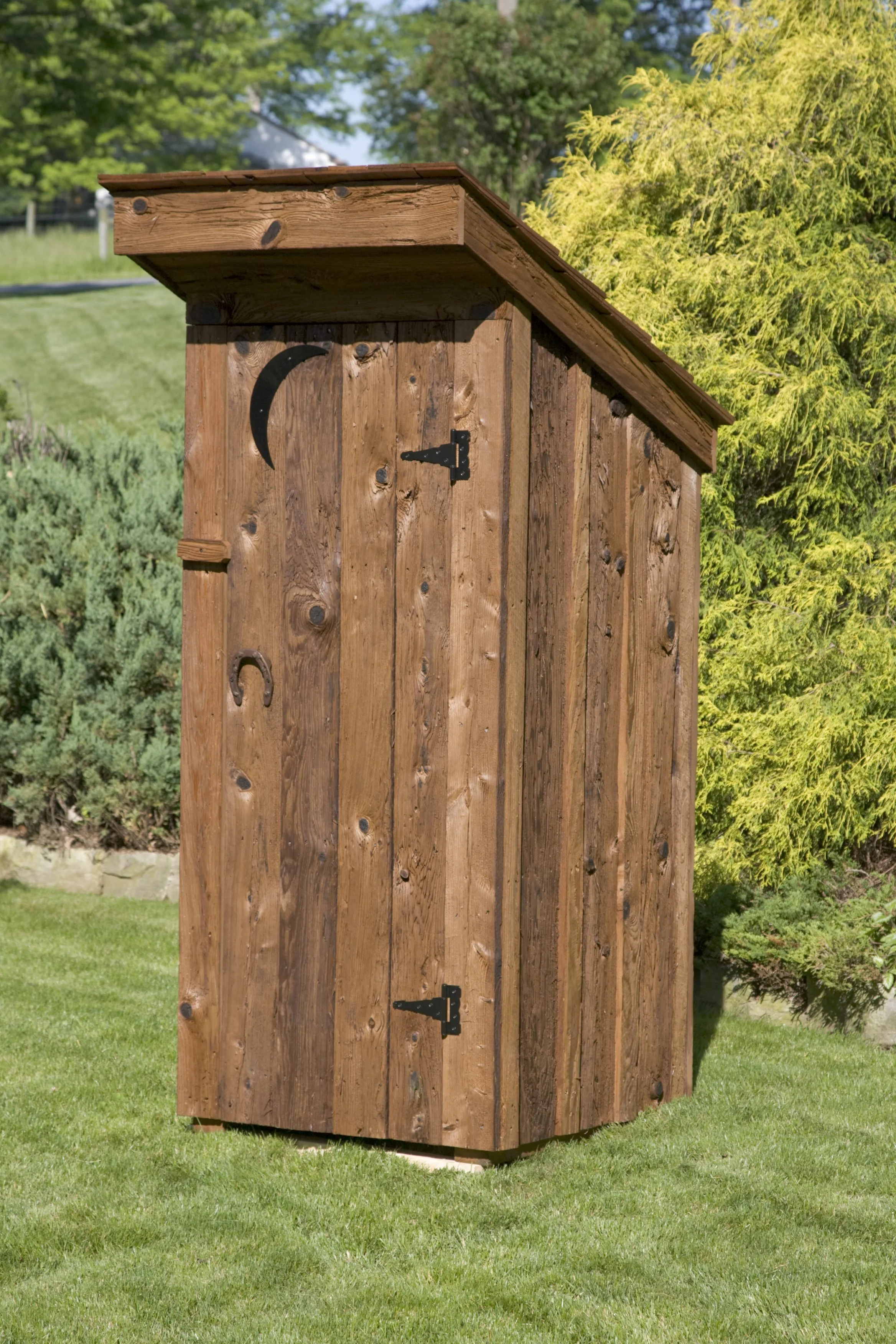 3x3_outhouse.jpg