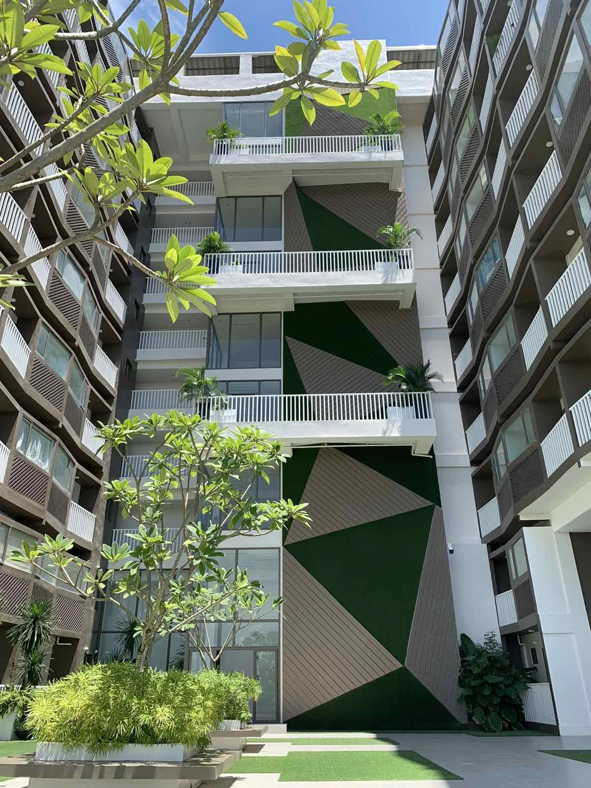 Pocket Gardens_2.jpg