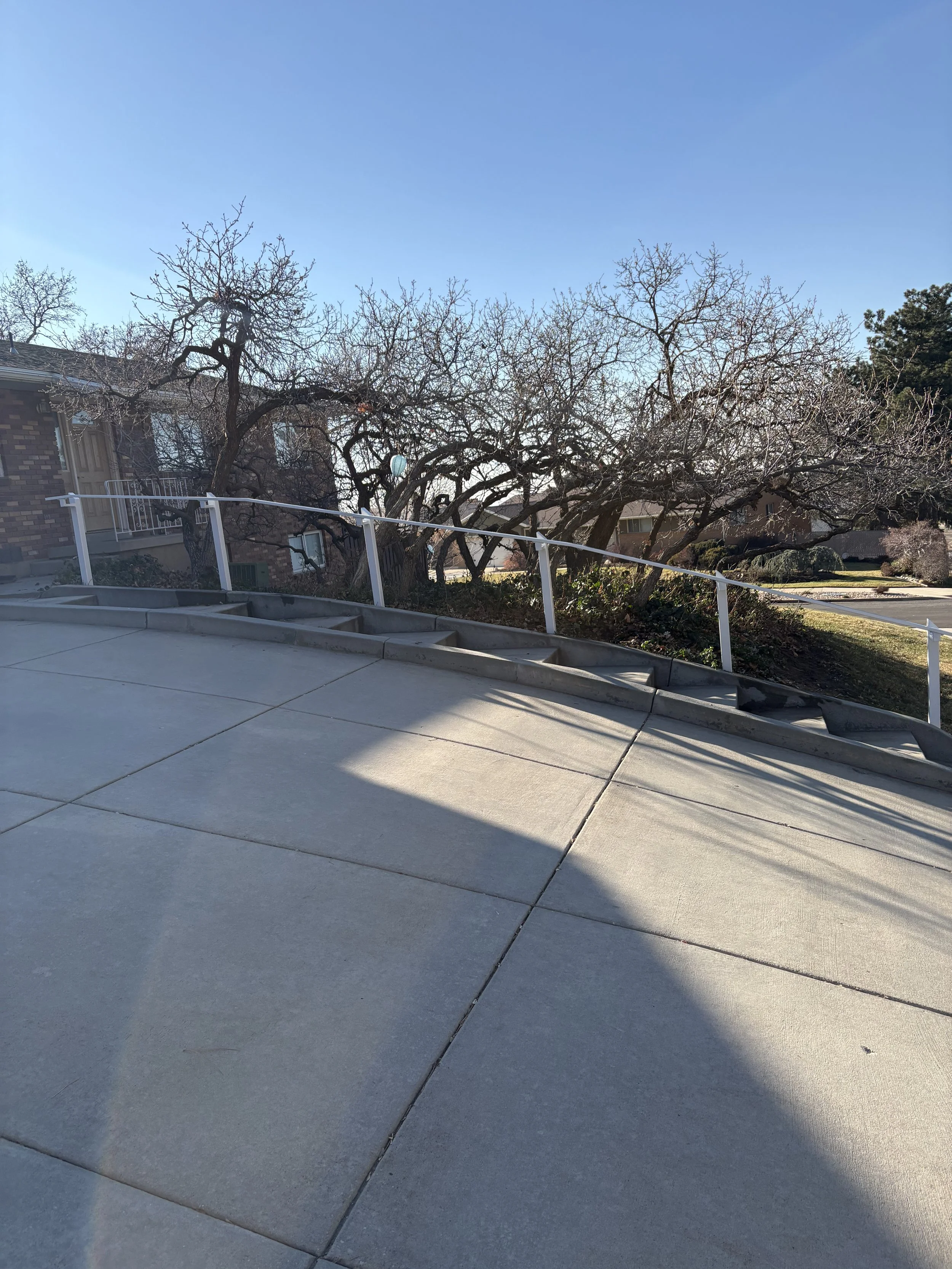 Handrail side.jpeg