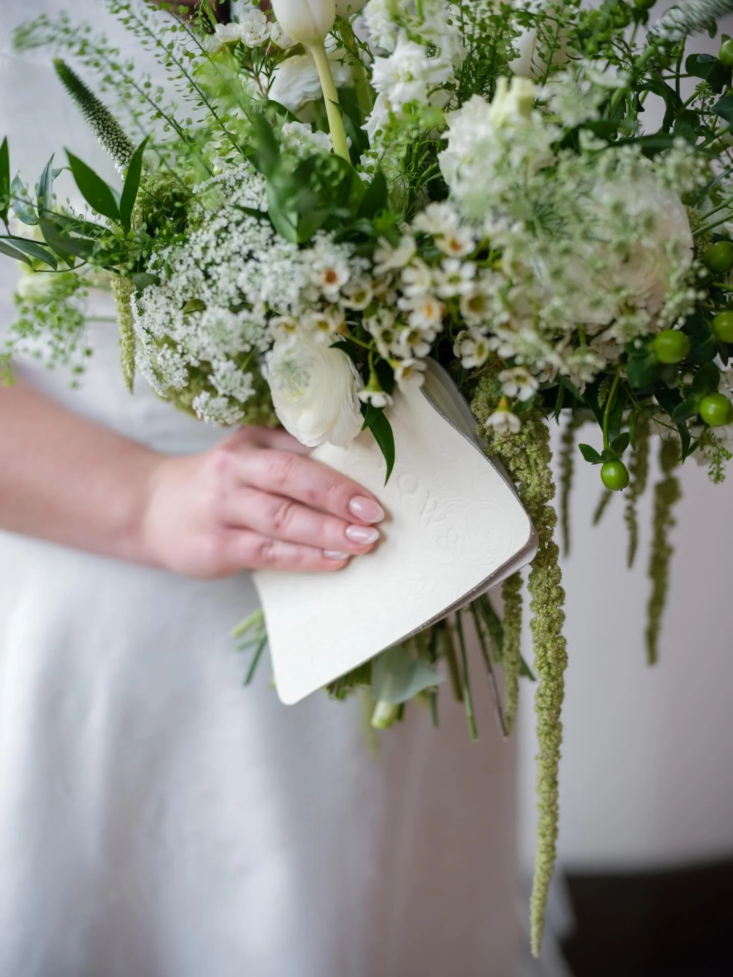 Bridal portraits are a must!
Photographer: @abigailmalonephoto 
Rentals: @marshmadedesign and @aopartyrentals 
Venue: @lonesomedoveknoxville 
Florals: @hallsflowershopknox
Cake: @magpiescakes
Makeup: @makeupbygracemears