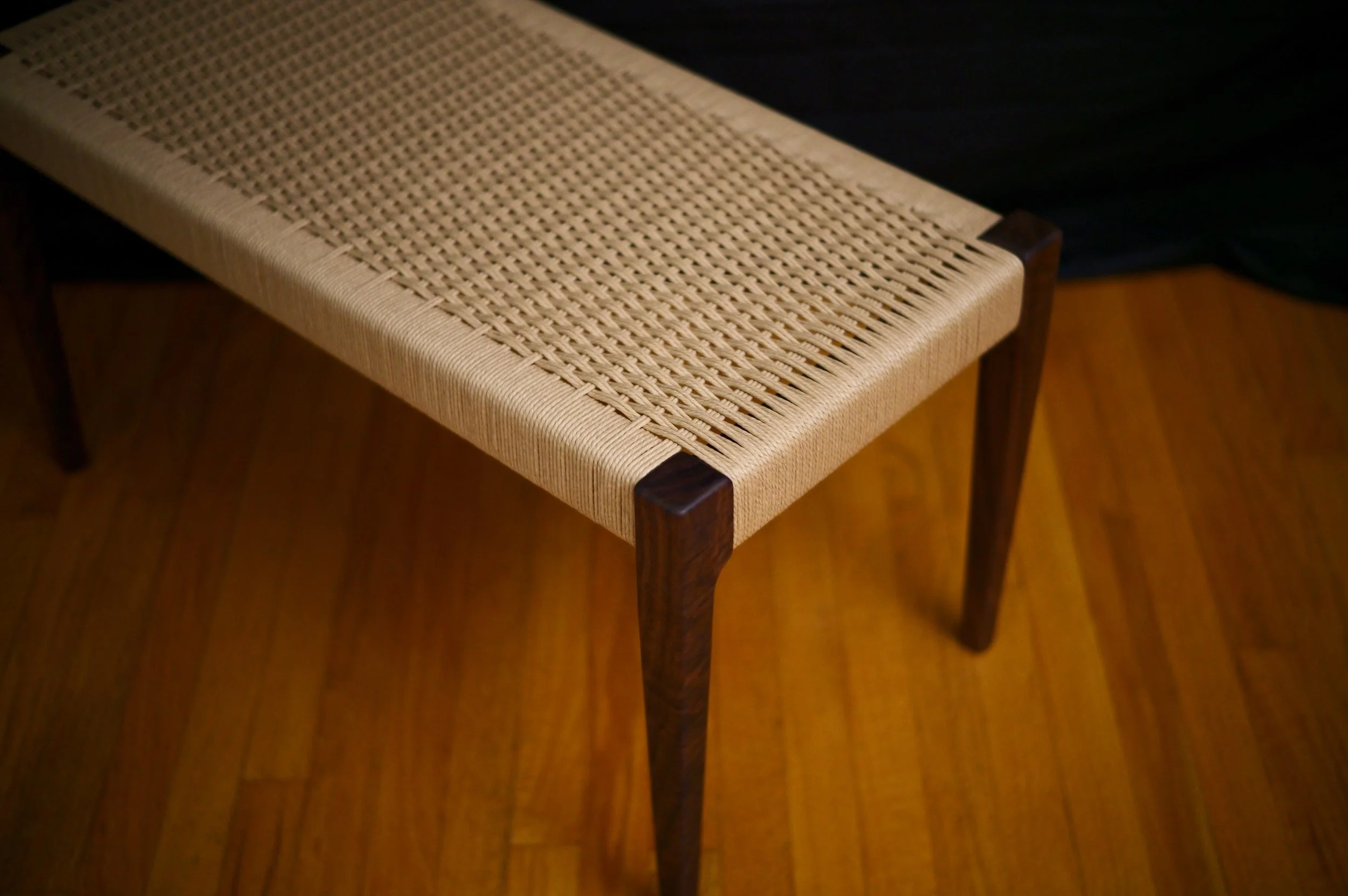 Walnut and natural cord bench. Handmade in Charlestown, Rhode Island. Reach out for yours today!

#danishcord #danishmodern #minimalistfurniture #interiordesign #finefurniture
