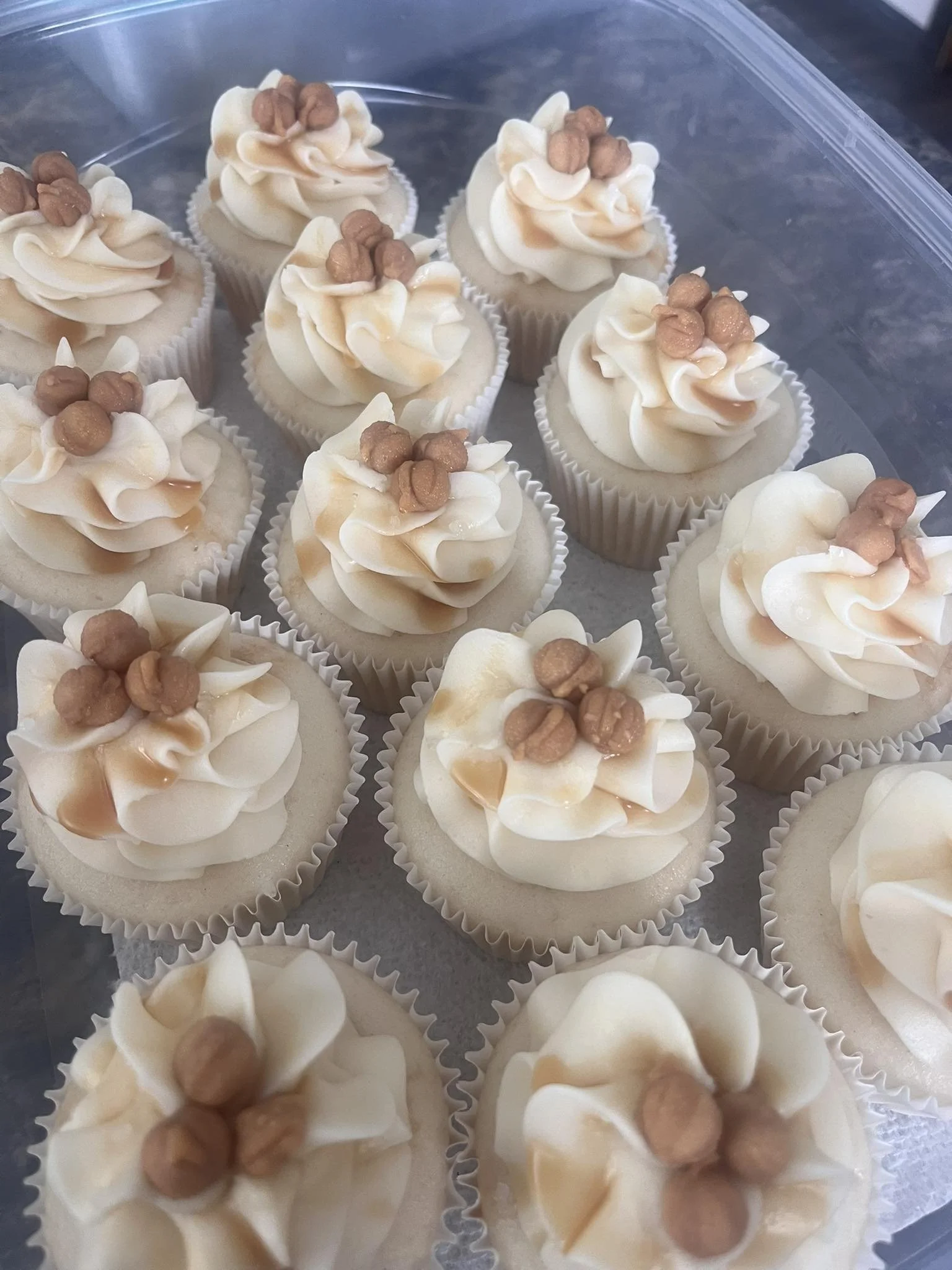 Salted Caramel
-Vanilla Cake, Caramel Buttercream, Sea Salt