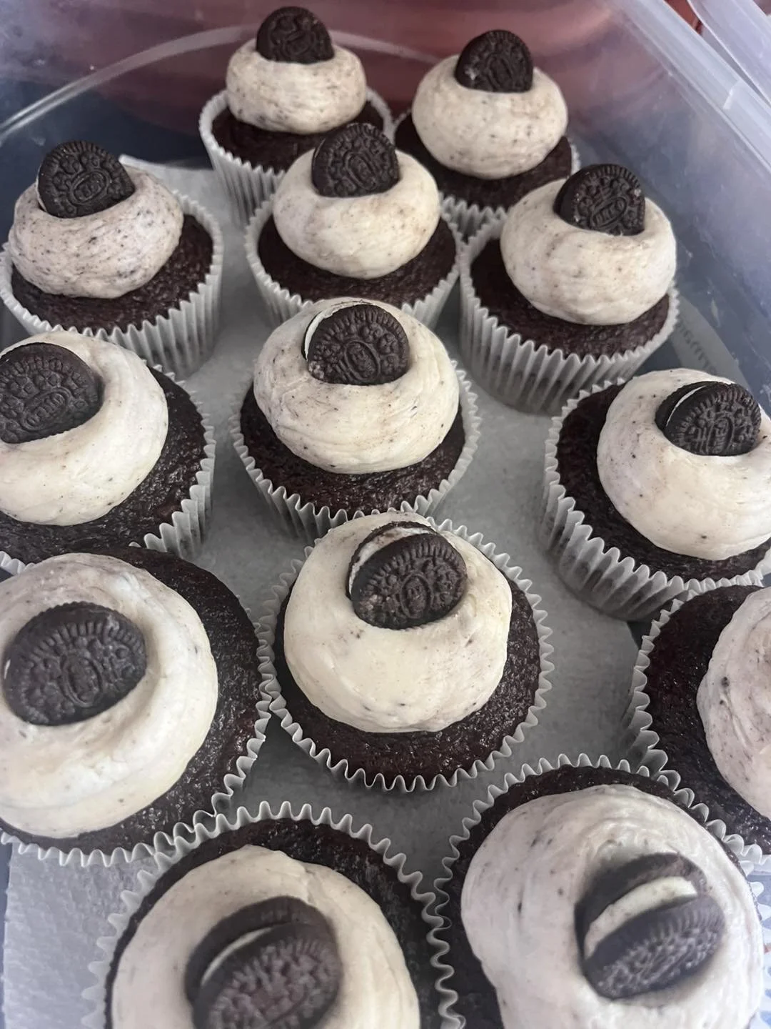 Cookies n' Cream
-Chocolate Cake, Chocolate Sandwich Cookie Baked Inside, Cookies n' Cream Buttercream