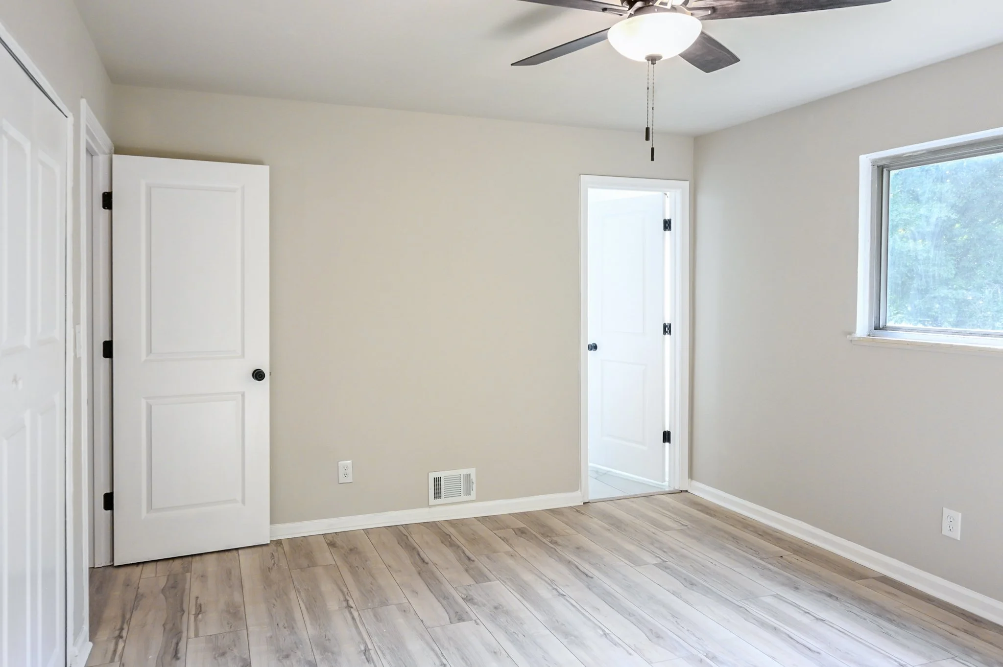 clarencegabriel_real_estate_2900_Eleanor-8.jpg