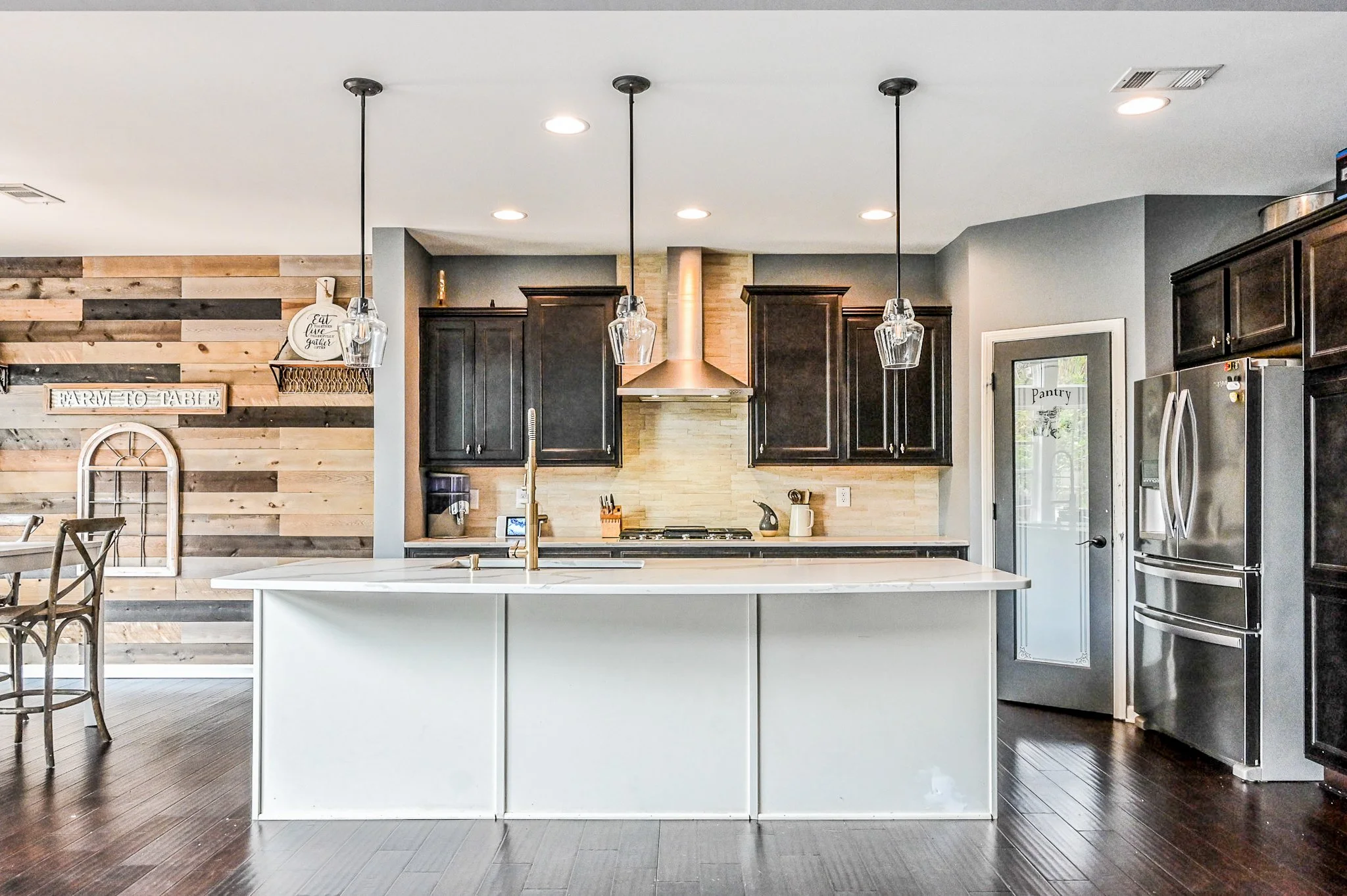 clarencegabriel_real_estate_15_Watermist_Loop-3.jpg