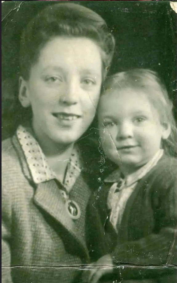 mom-child-unrestore.png