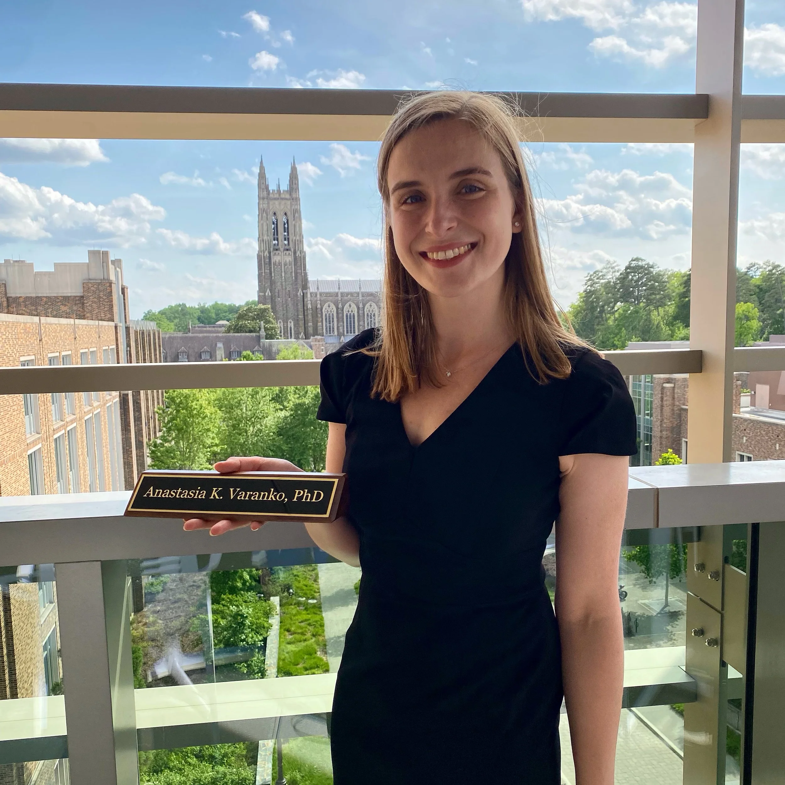 Congratulations to Anya Varanko for defending her PhD!