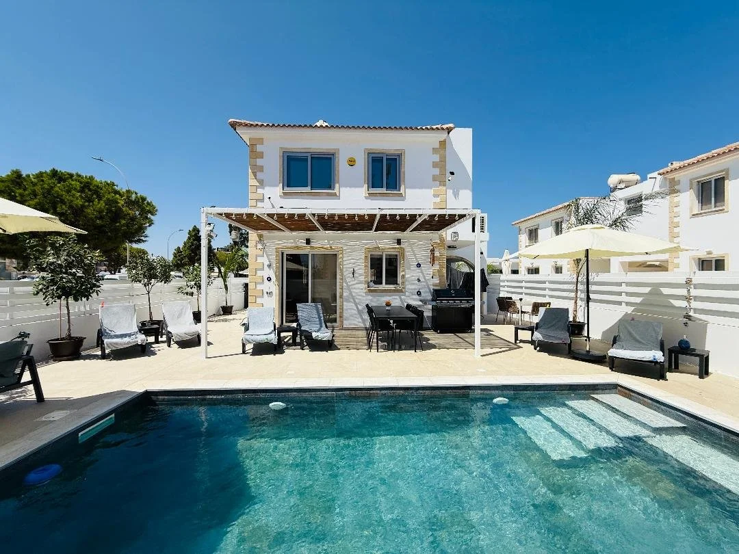 Back View External.jfif