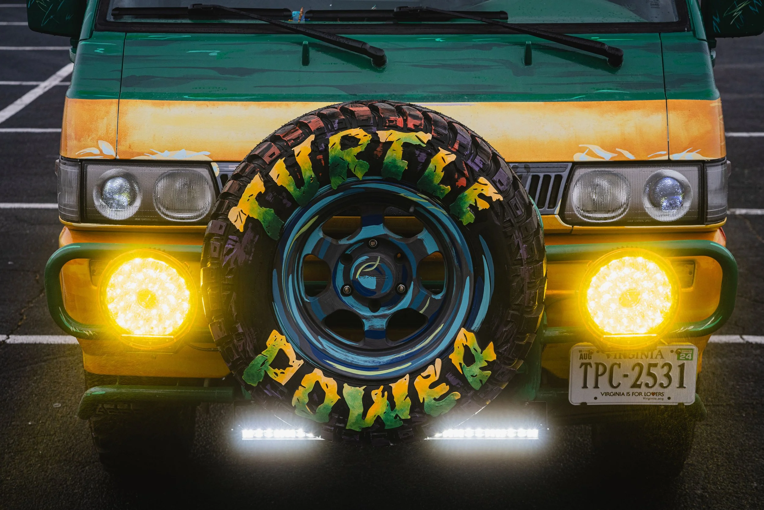 TMNT-PizzaVan-(2).jpg