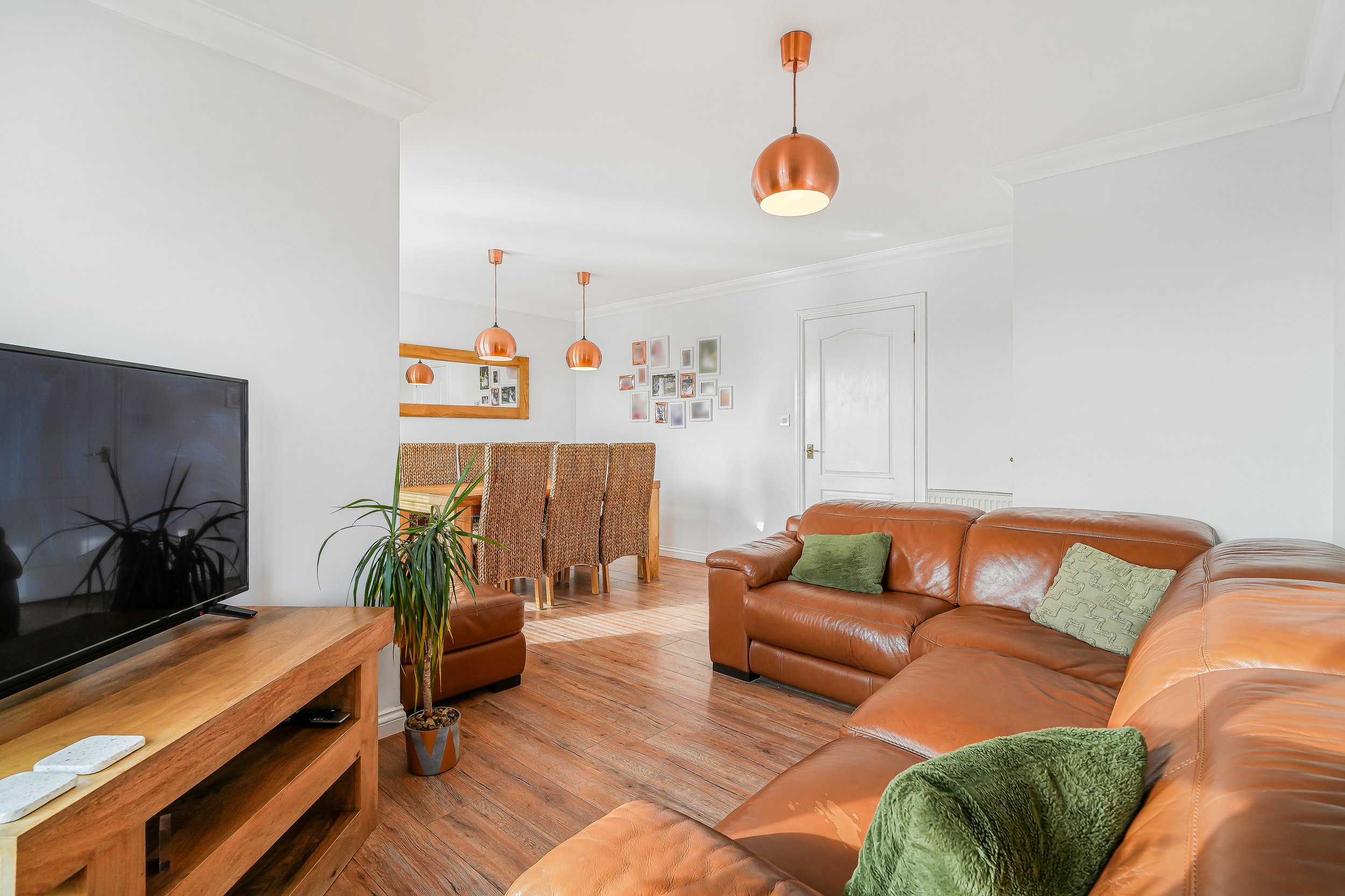 105DovesideDr-15.jpg