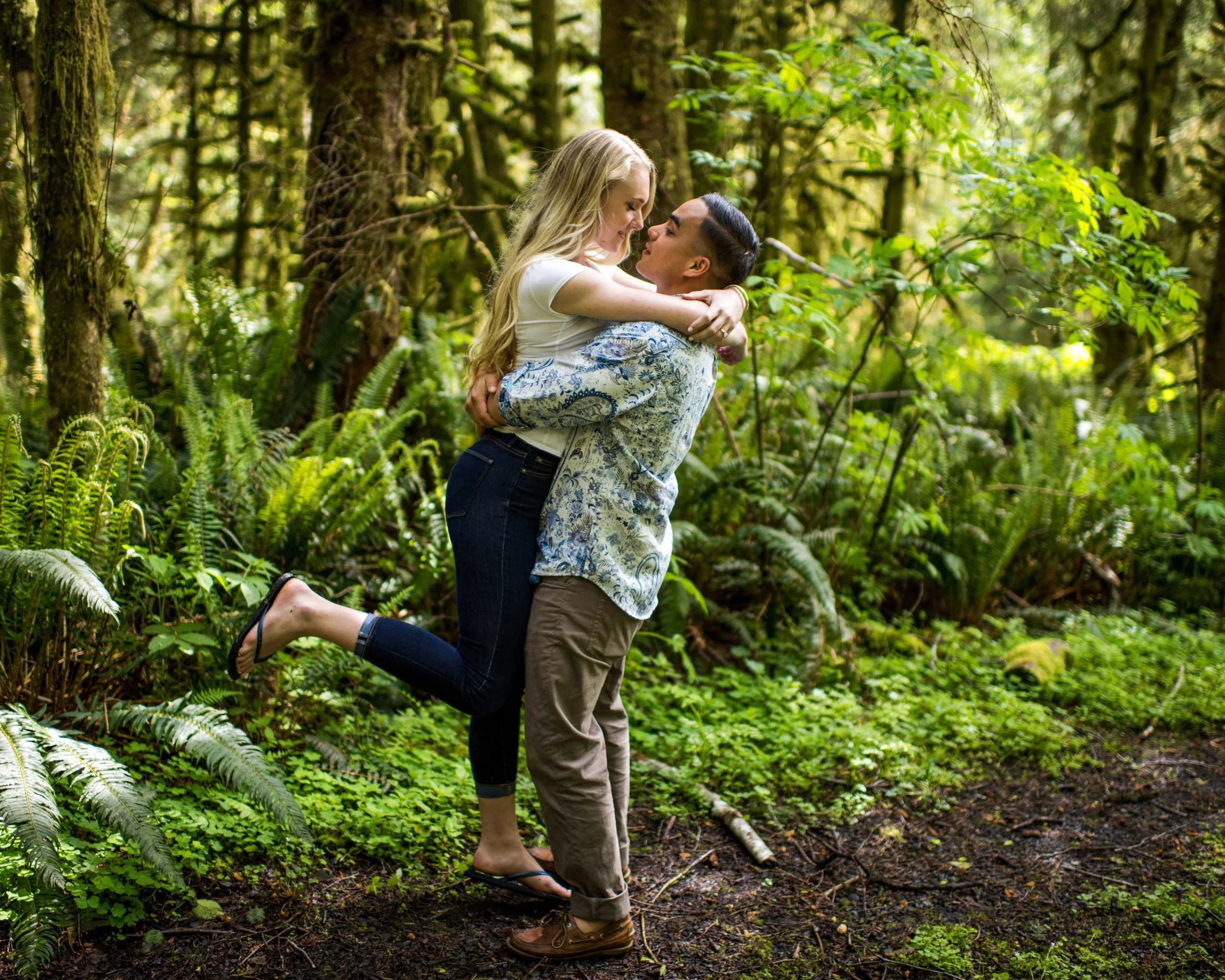  Cannon Beach Engagement Photos_DSC_5679.jpg