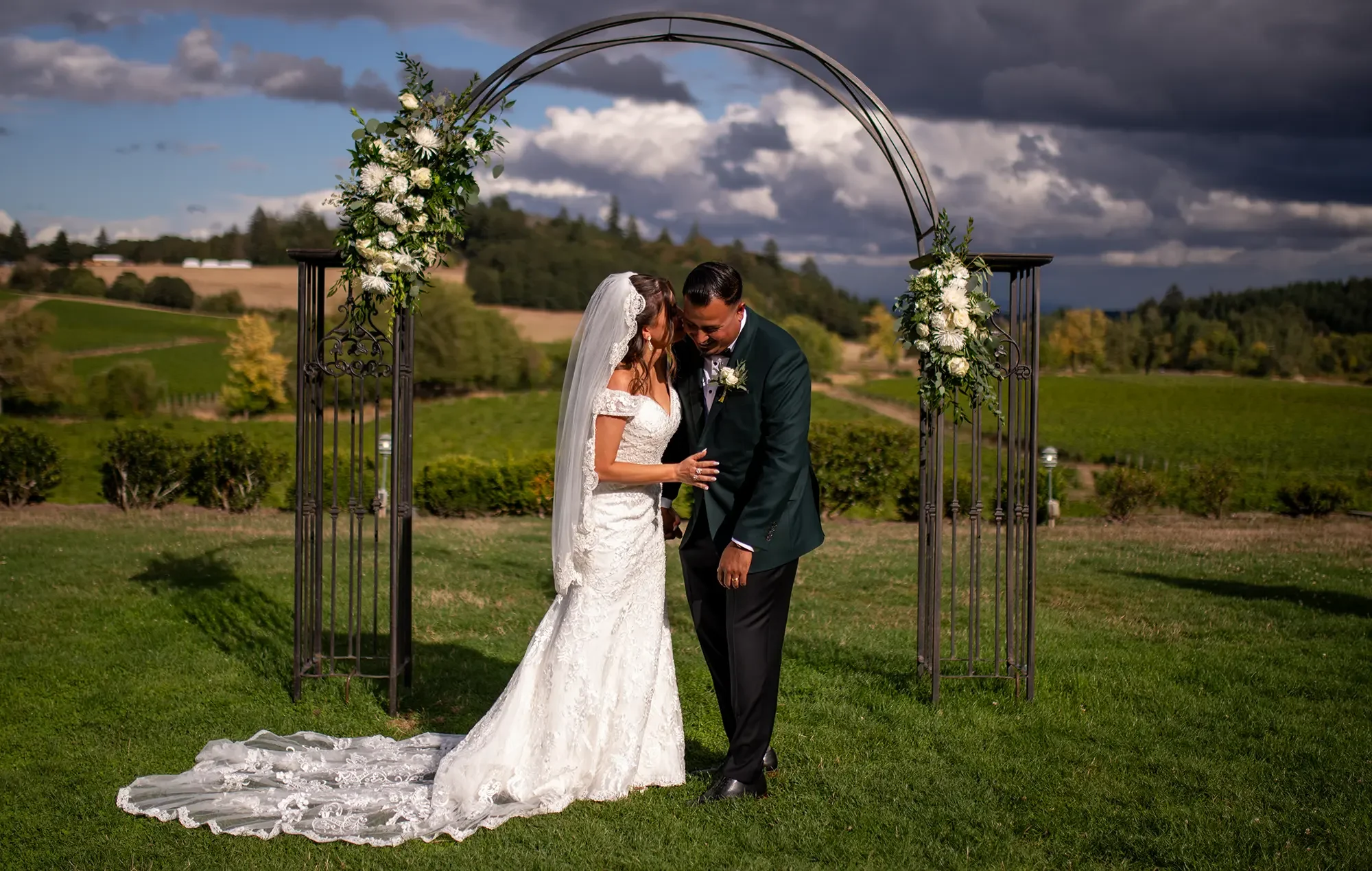 Winery-Wedding-Oregon0095.webp