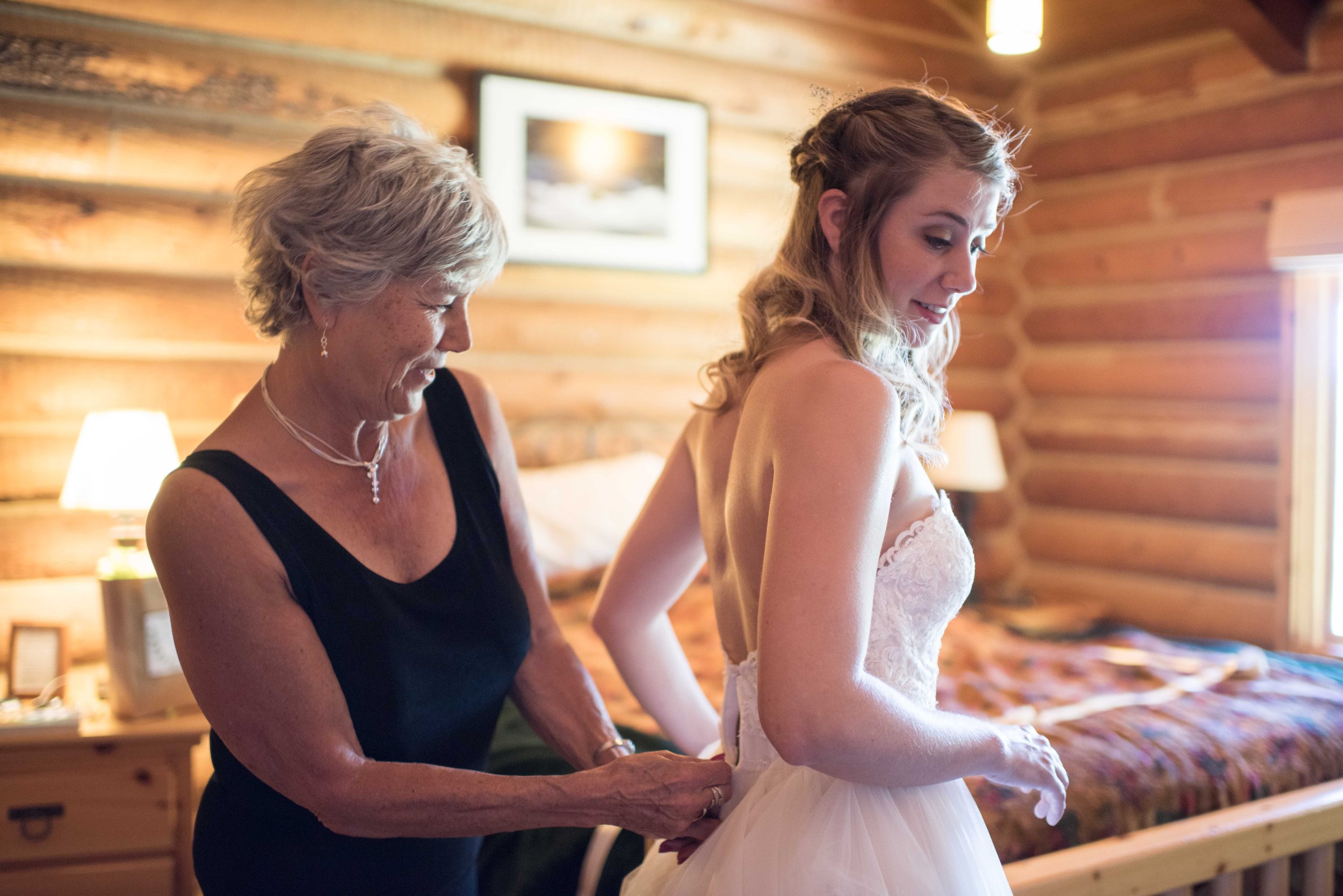 Mount Hood Weddings_DSC_0348.jpg
