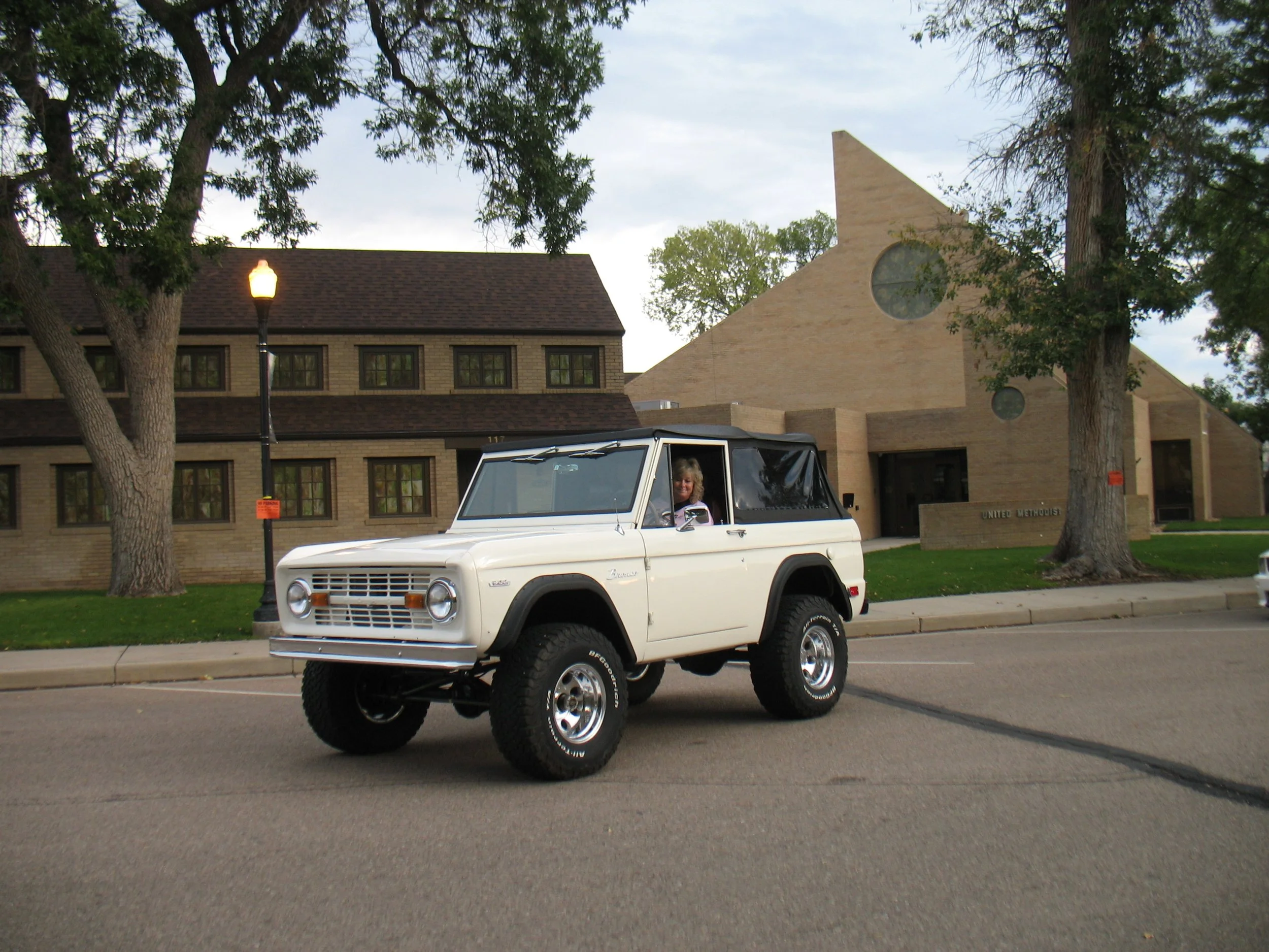 Trudy Eisele 1969 Ford Bronco.JPG