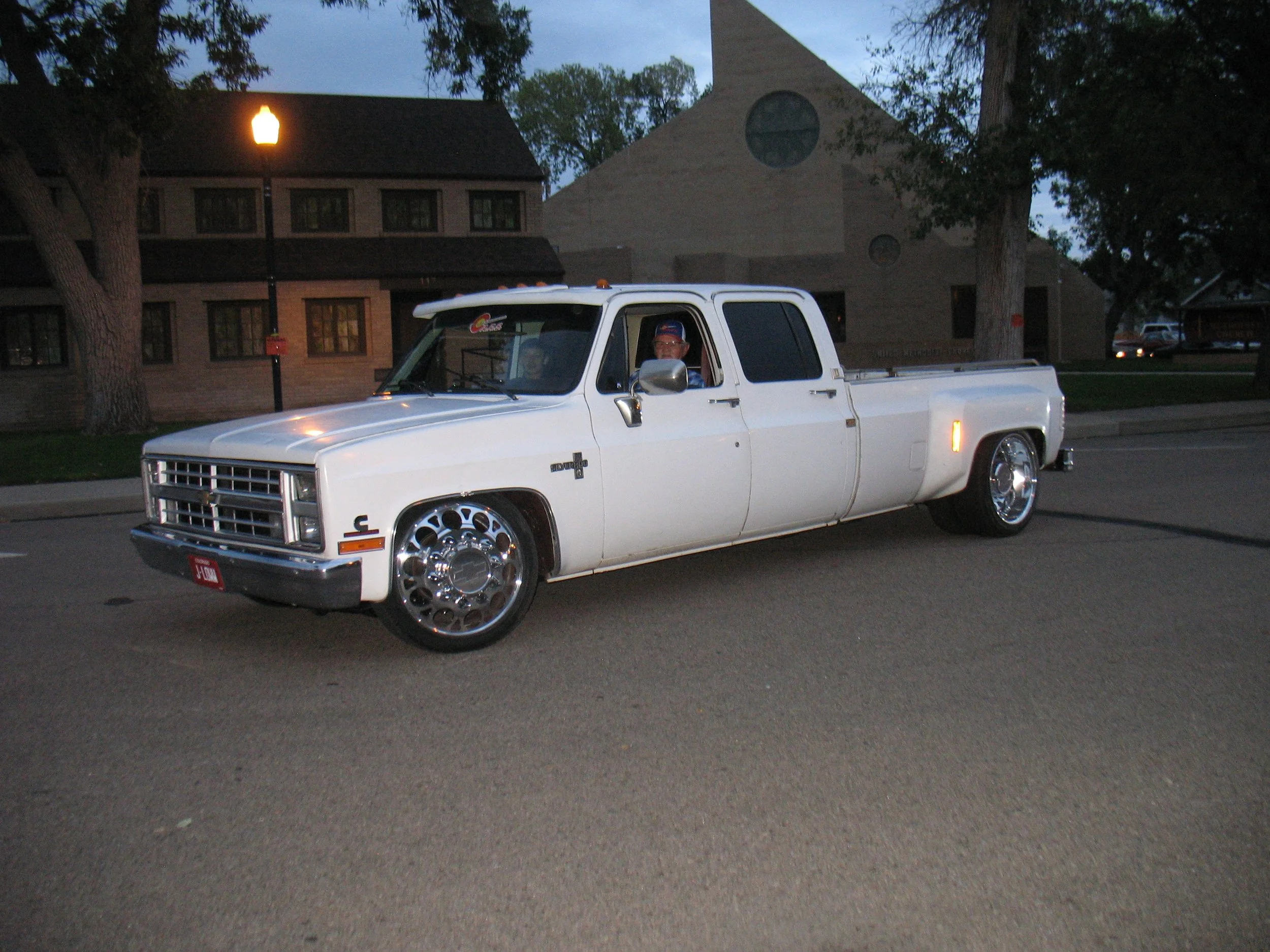 Jason Stewart 1987 C30 CrewCab.JPG