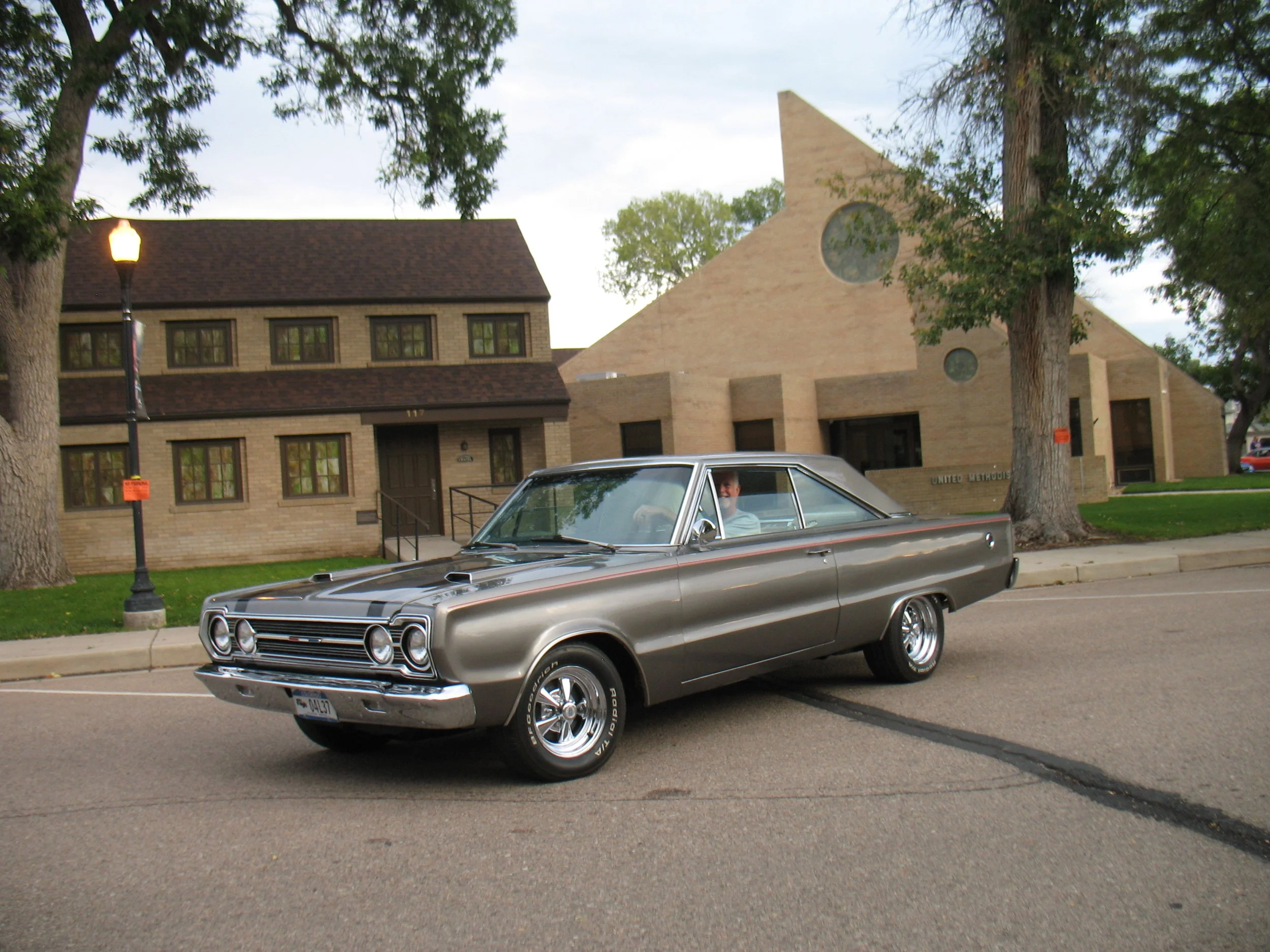 Bruce & Dawn Bedham1967 Plymouth Belvedere.JPG