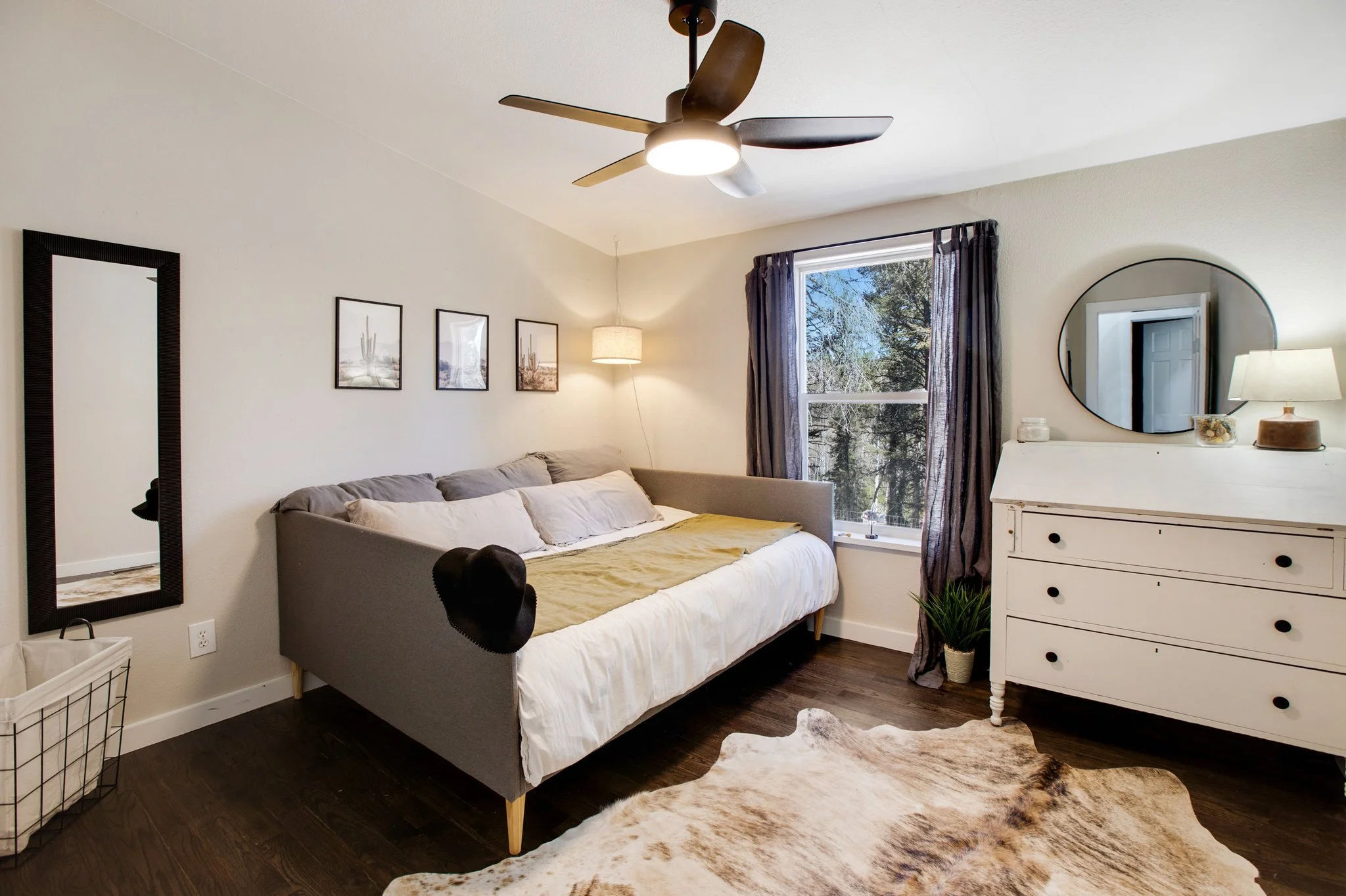Upstairs Bedroom 2