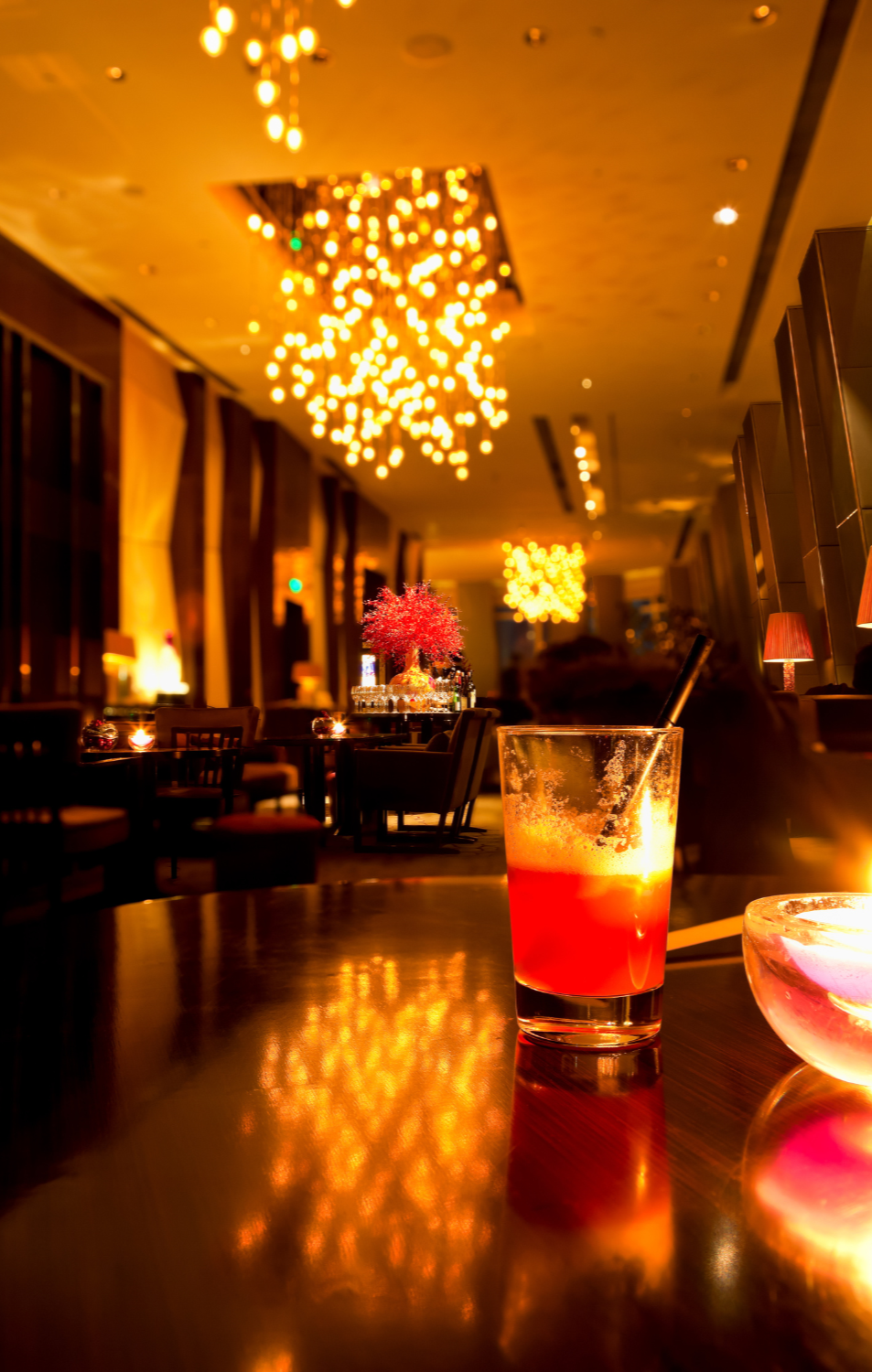 upscale cocktail lounge