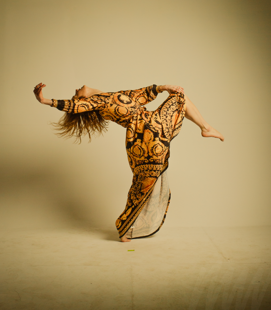   Amber   - She moves forward like the sea: steady, certain and without asking permission. Nothing is softened or dressed up; only what is real, carried plainly and without apology. She sheds what tried to define her and keeps only what holds. Not de